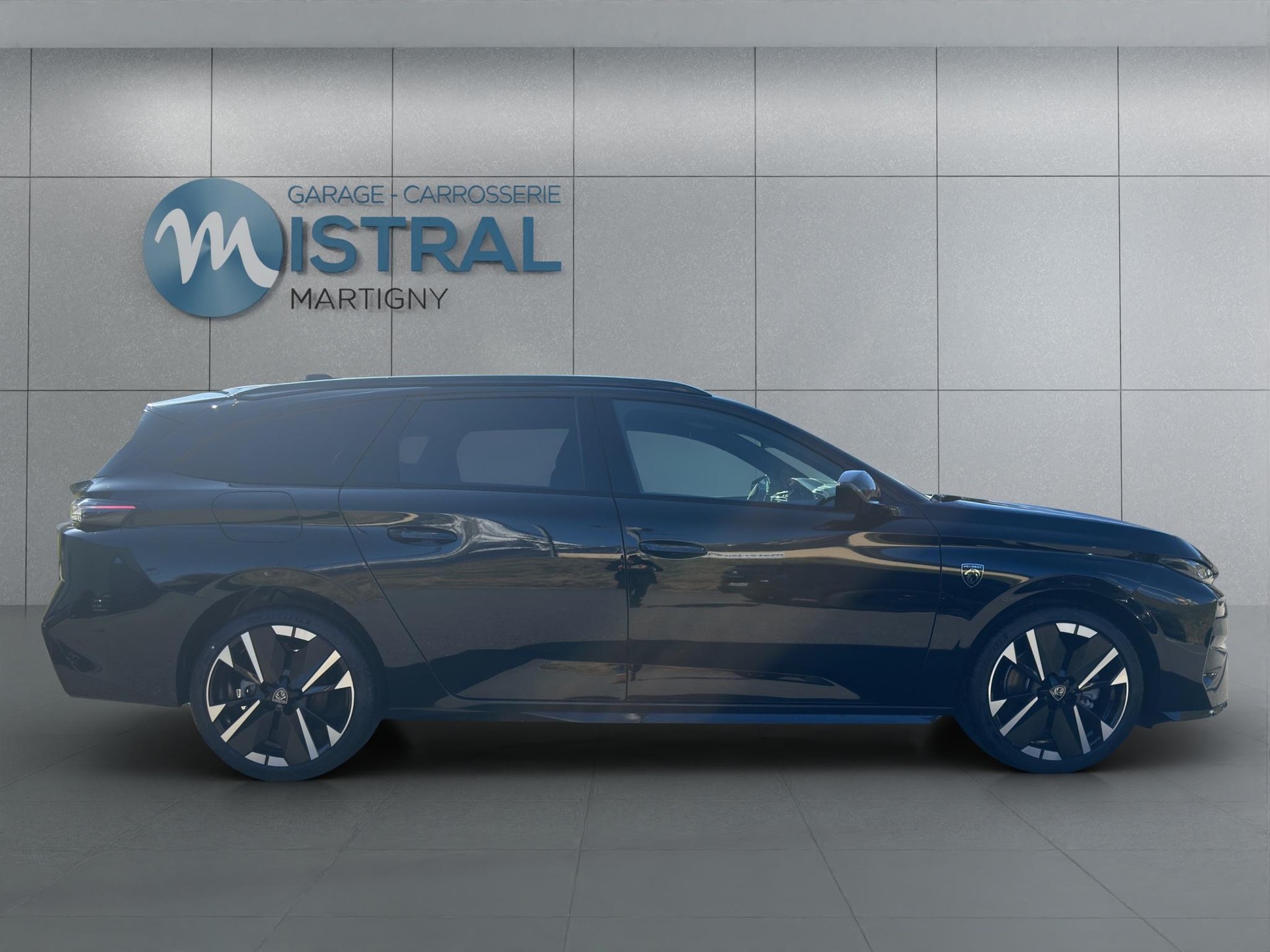 PEUGEOT 308 SW 1.2 Hybrid GT-image-5