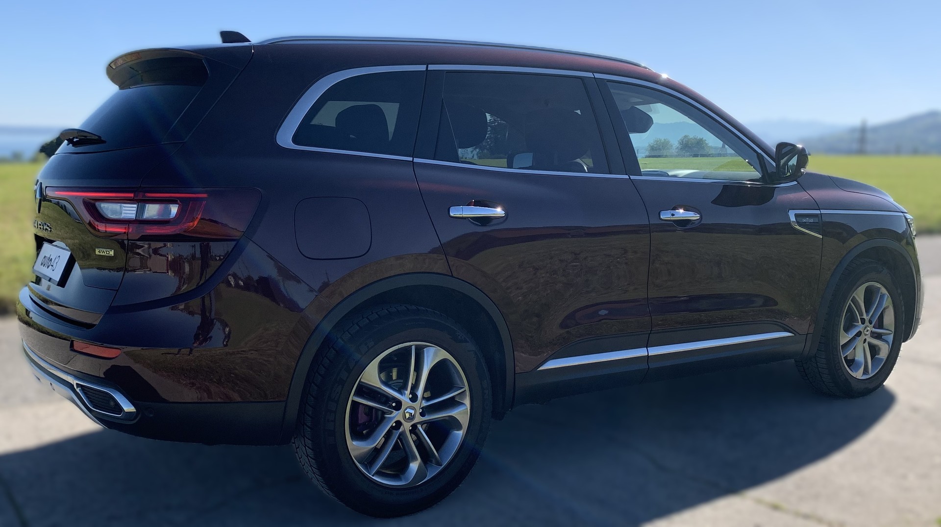 RENAULT Koleos 2.0 dCi Initiale 4WD Xtronic CVT-showroom-element-3