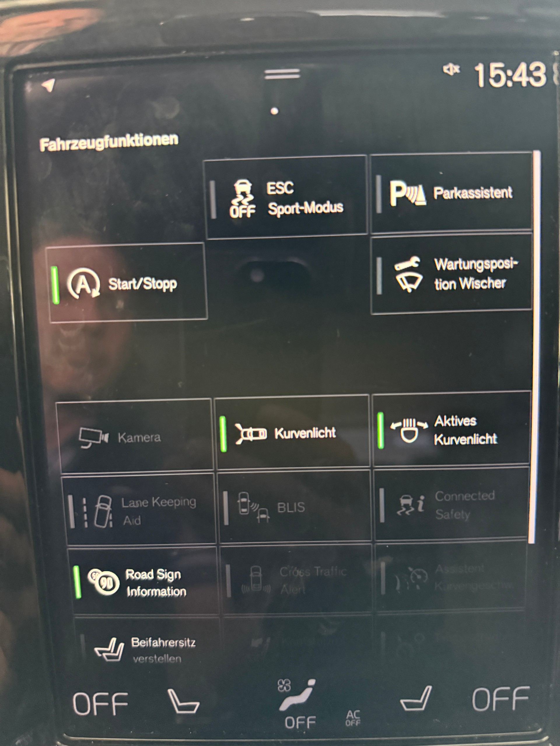 VOLVO V90 D4 Inscription-image-22