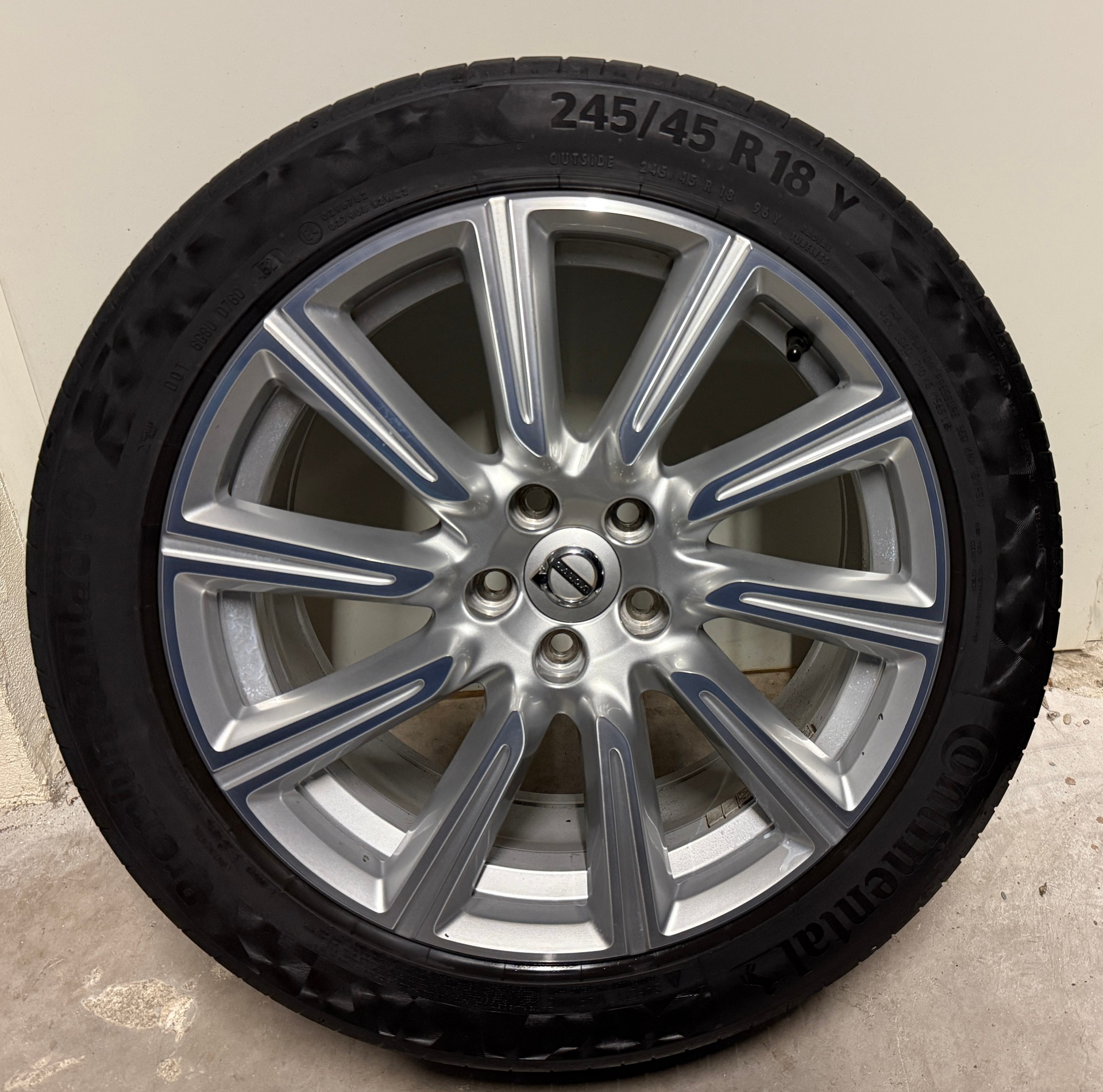 VOLVO V90 D4 Inscription-image-30