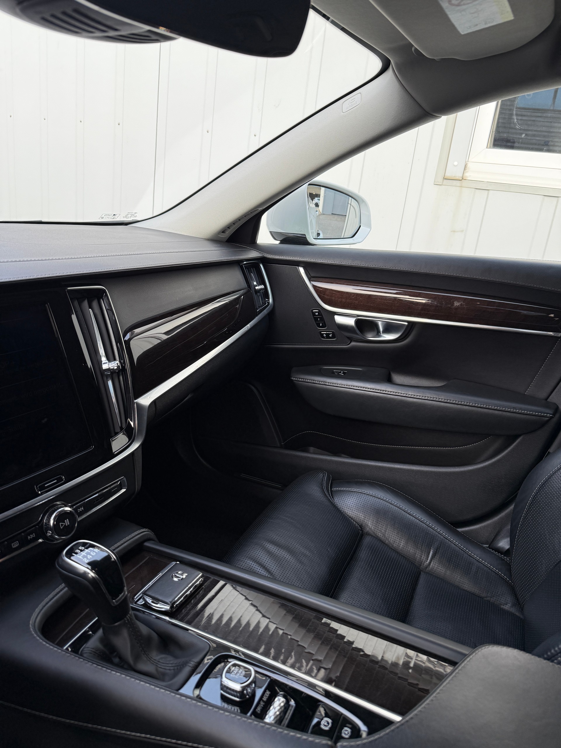 VOLVO V90 D4 Inscription-image-26