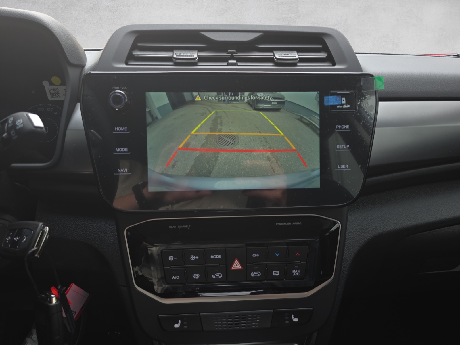 KGM-SsangYong Tivoli 1.5 T GDI Bronze 4WD Automat-image-9