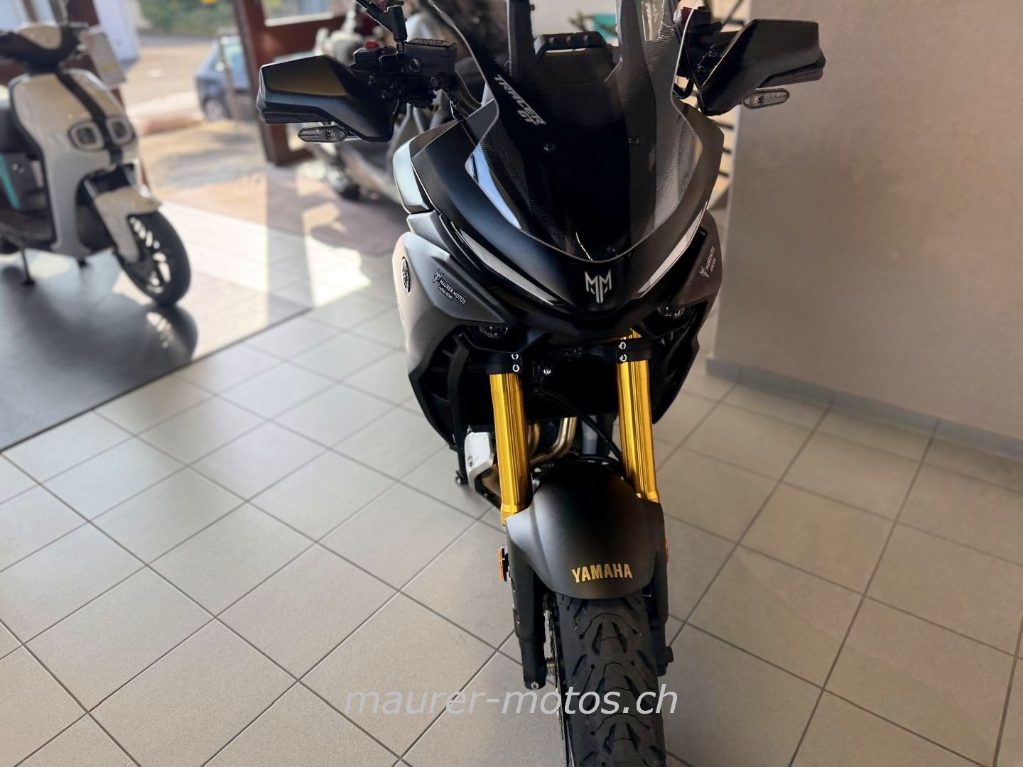 YAMAHA TRACER 7 GT Y AMT-showroom-element-2