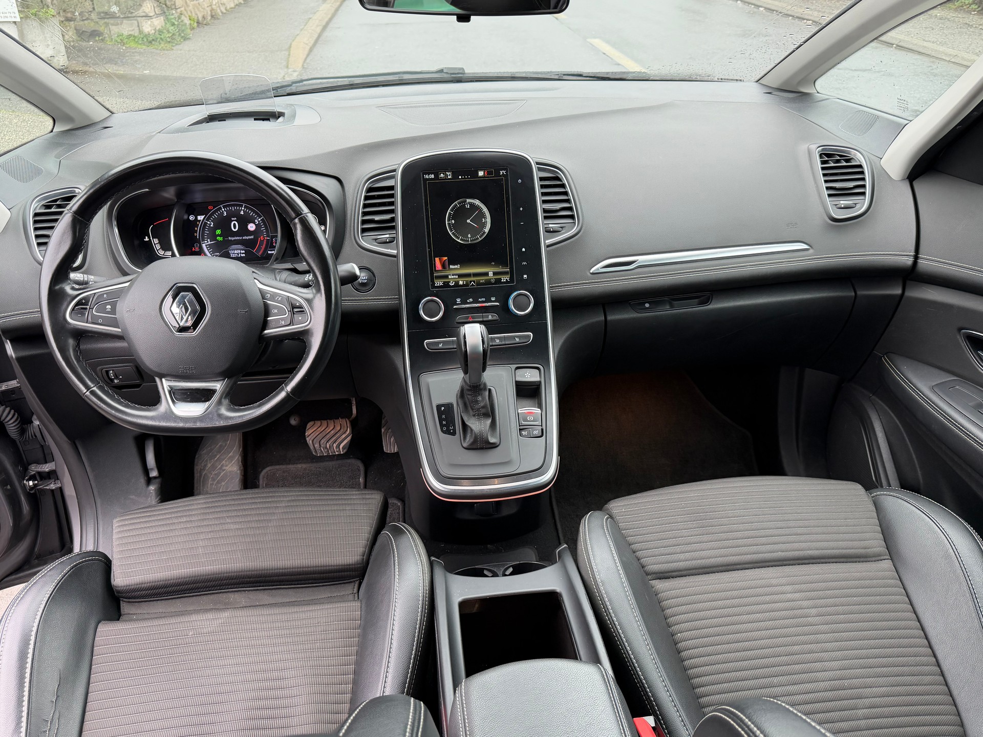 RENAULT Grand Scénic 1.3 16V Turbo Intens EDC-image-9