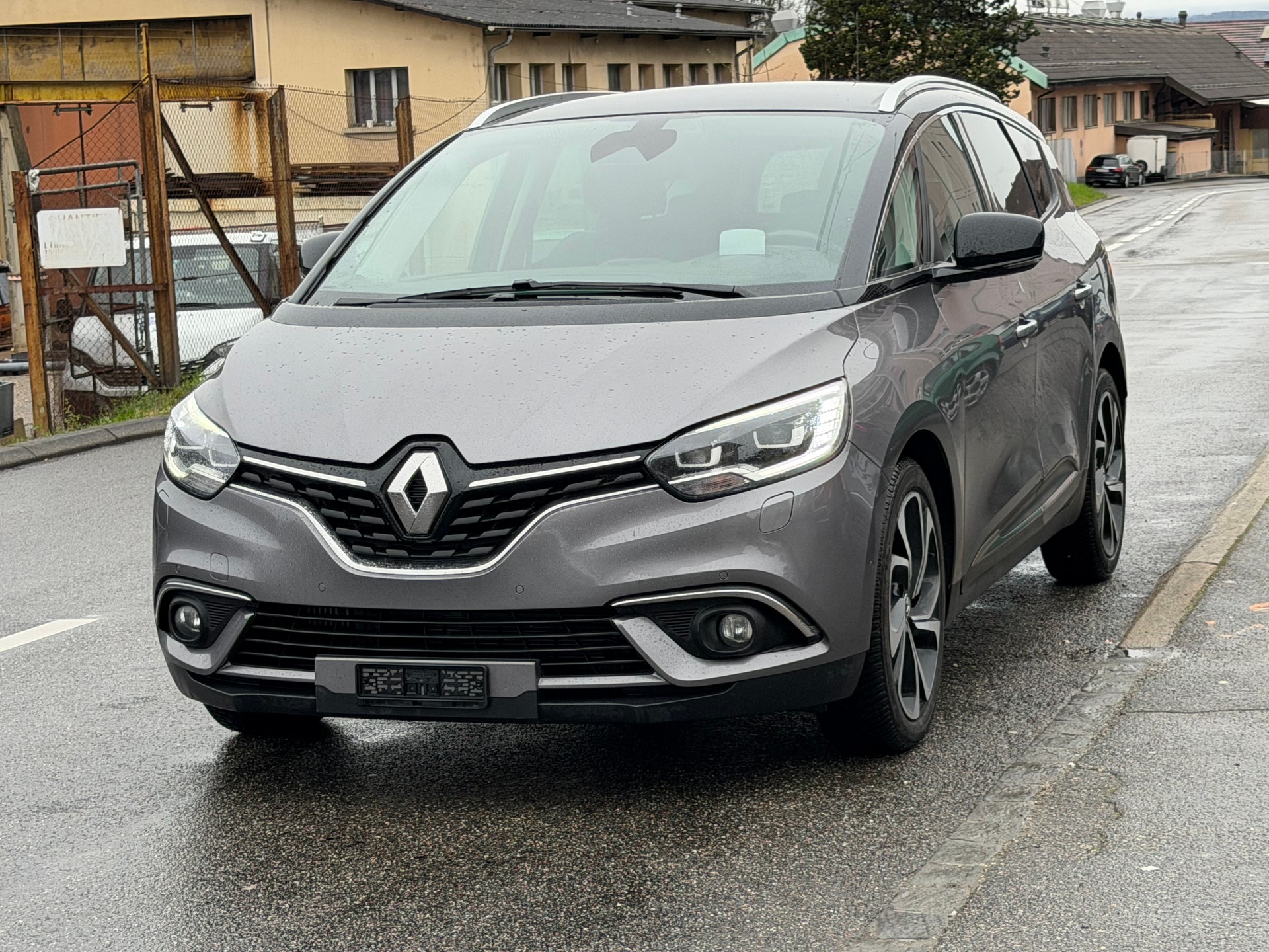 RENAULT Grand Scénic 1.3 16V Turbo Intens EDC-image-1