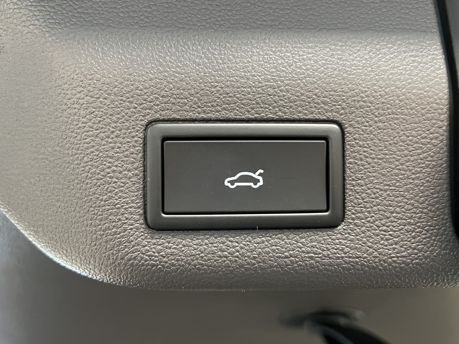 VW Multivan 2.0 TSI Life Edition DSG-image-14
