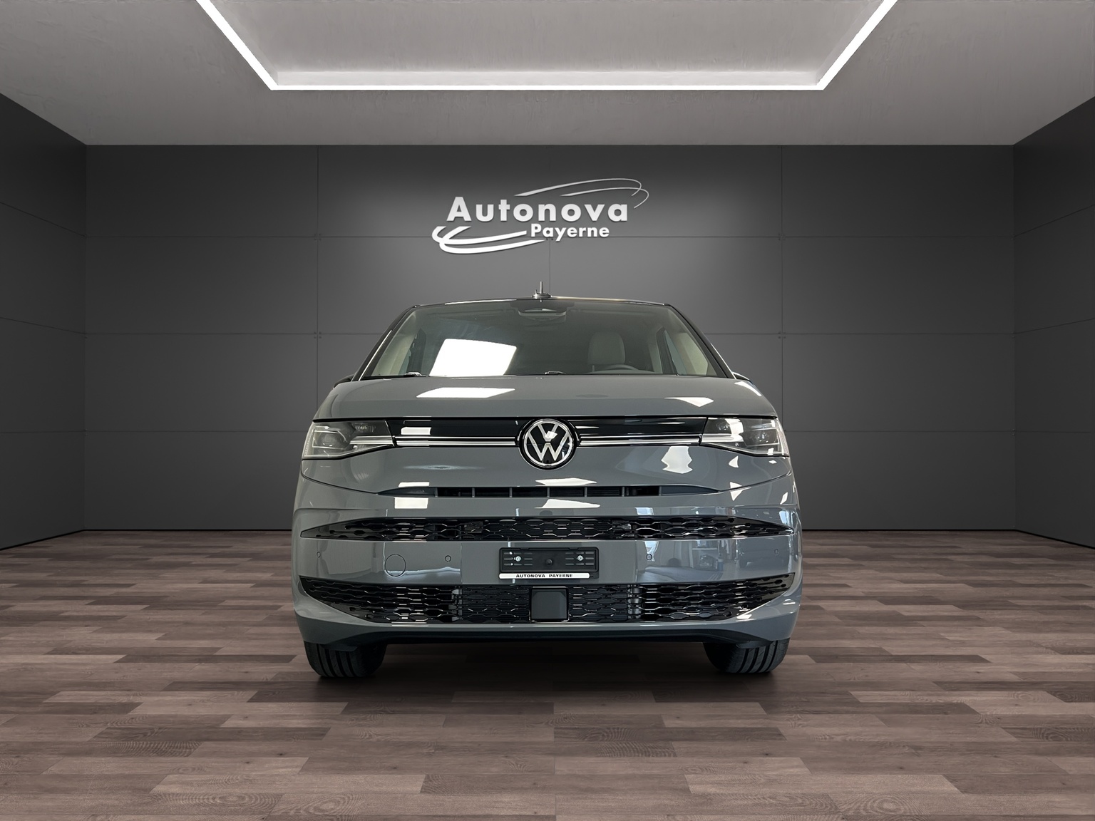 VW Multivan 2.0 TSI Life Edition DSG-image-1