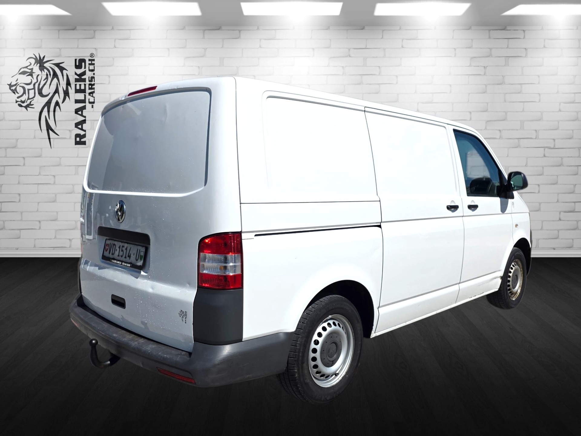 VW T5 2.0 TDI-image-2