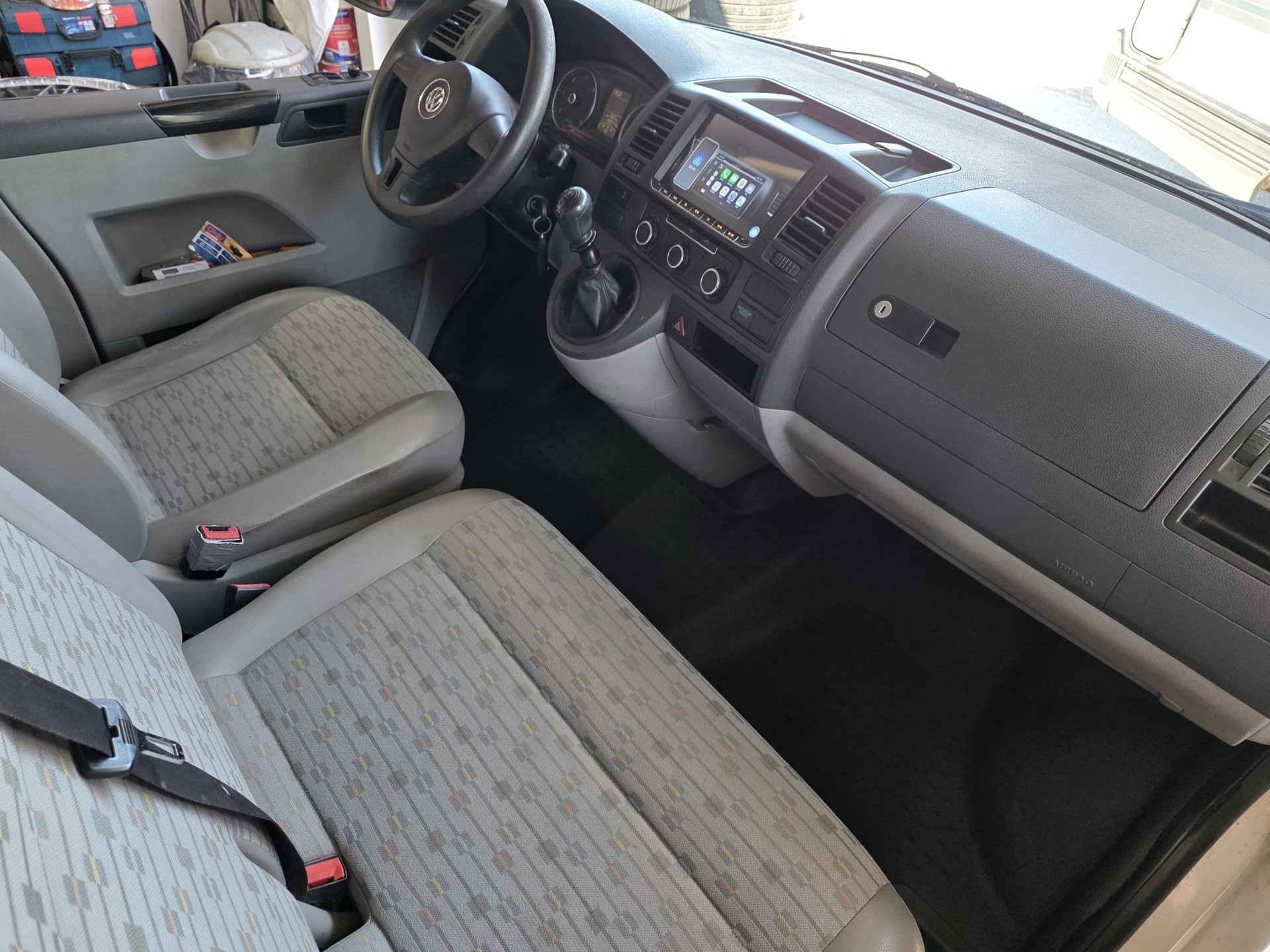 VW T5 2.0 TDI-image-4
