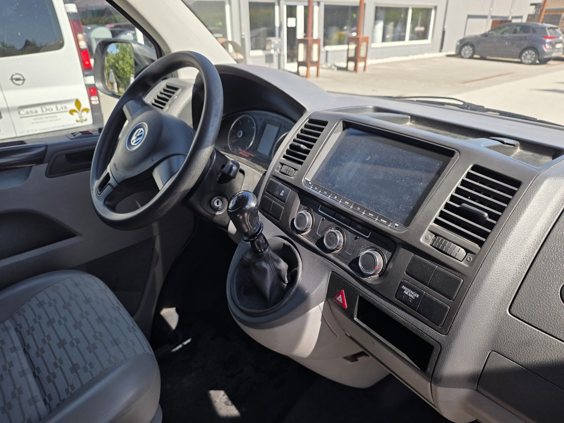 VW T5 2.0 TDI-image-6