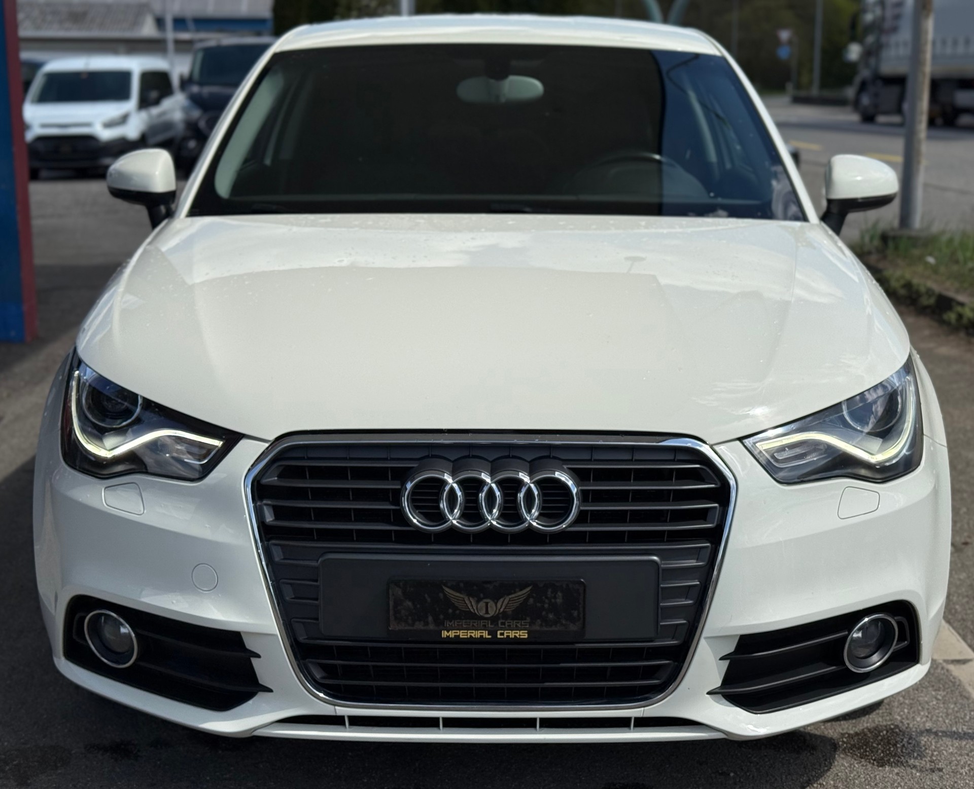 AUDI A1 1.2 TFSI Attraction Young-image-6