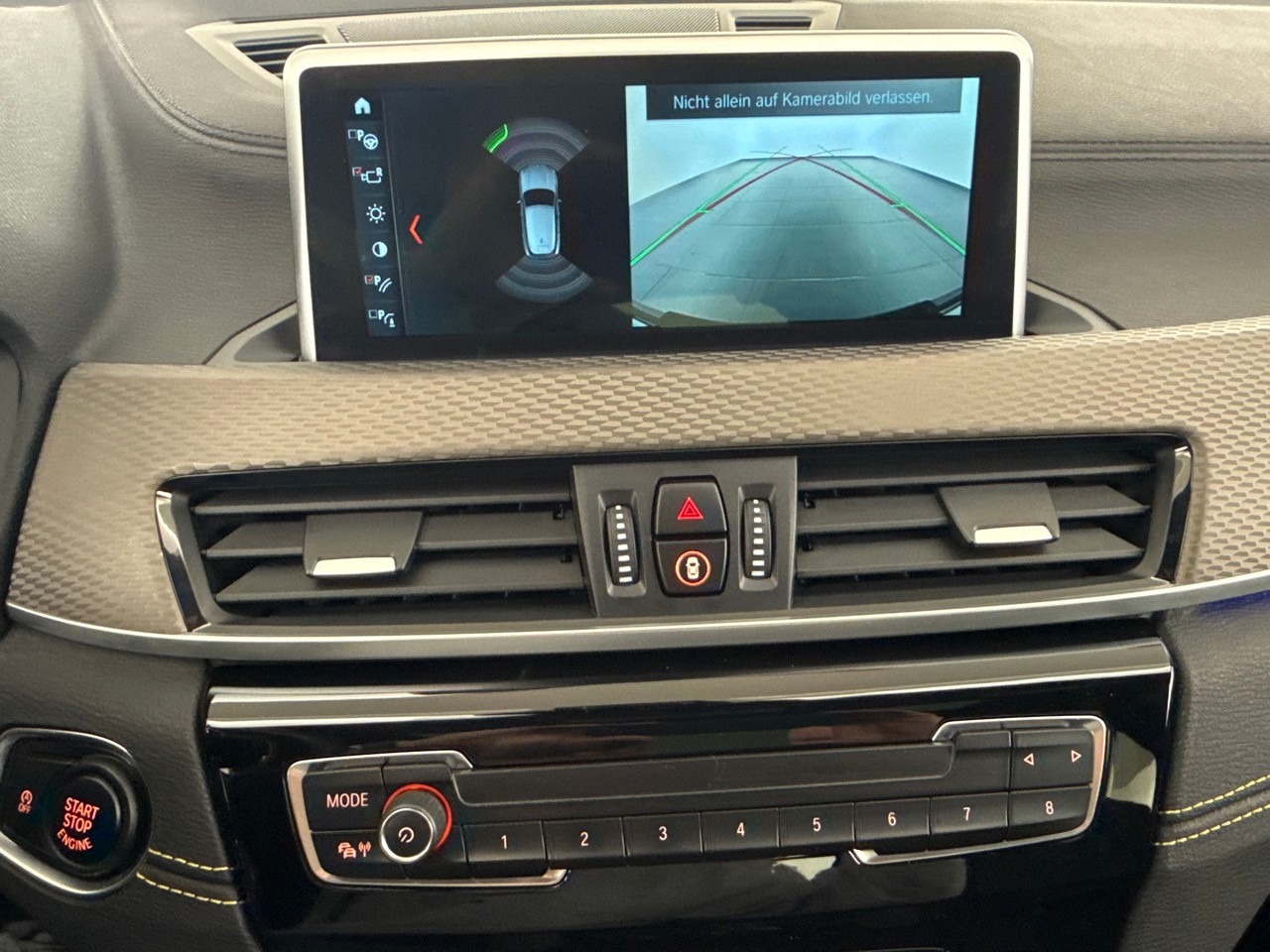 BMW X2 xDrive 20d M Sport X ''1. Hand-Fahrzeug''-image-12