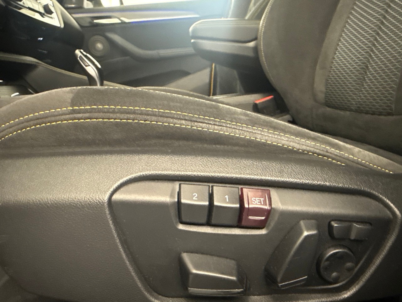 BMW X2 xDrive 20d M Sport X ''1. Hand-Fahrzeug''-image-10