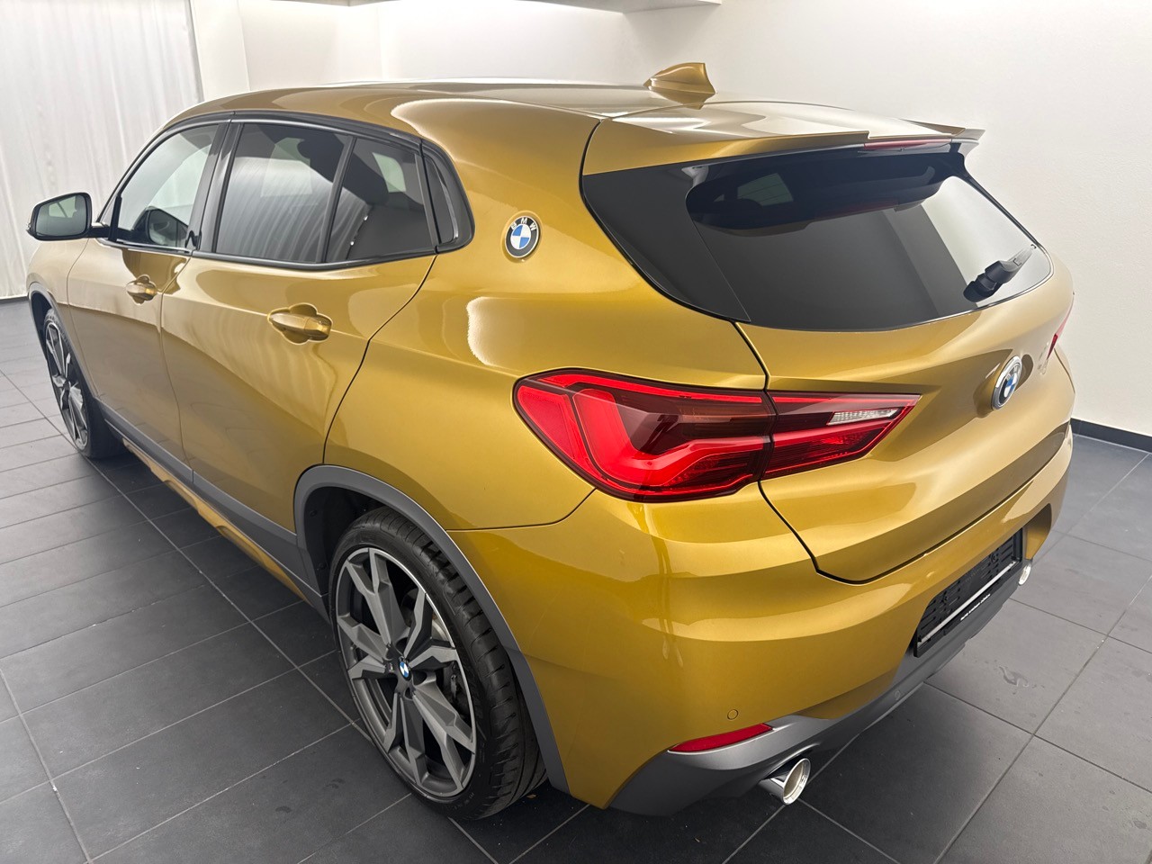 BMW X2 xDrive 20d M Sport X ''1. Hand-Fahrzeug''-image-1