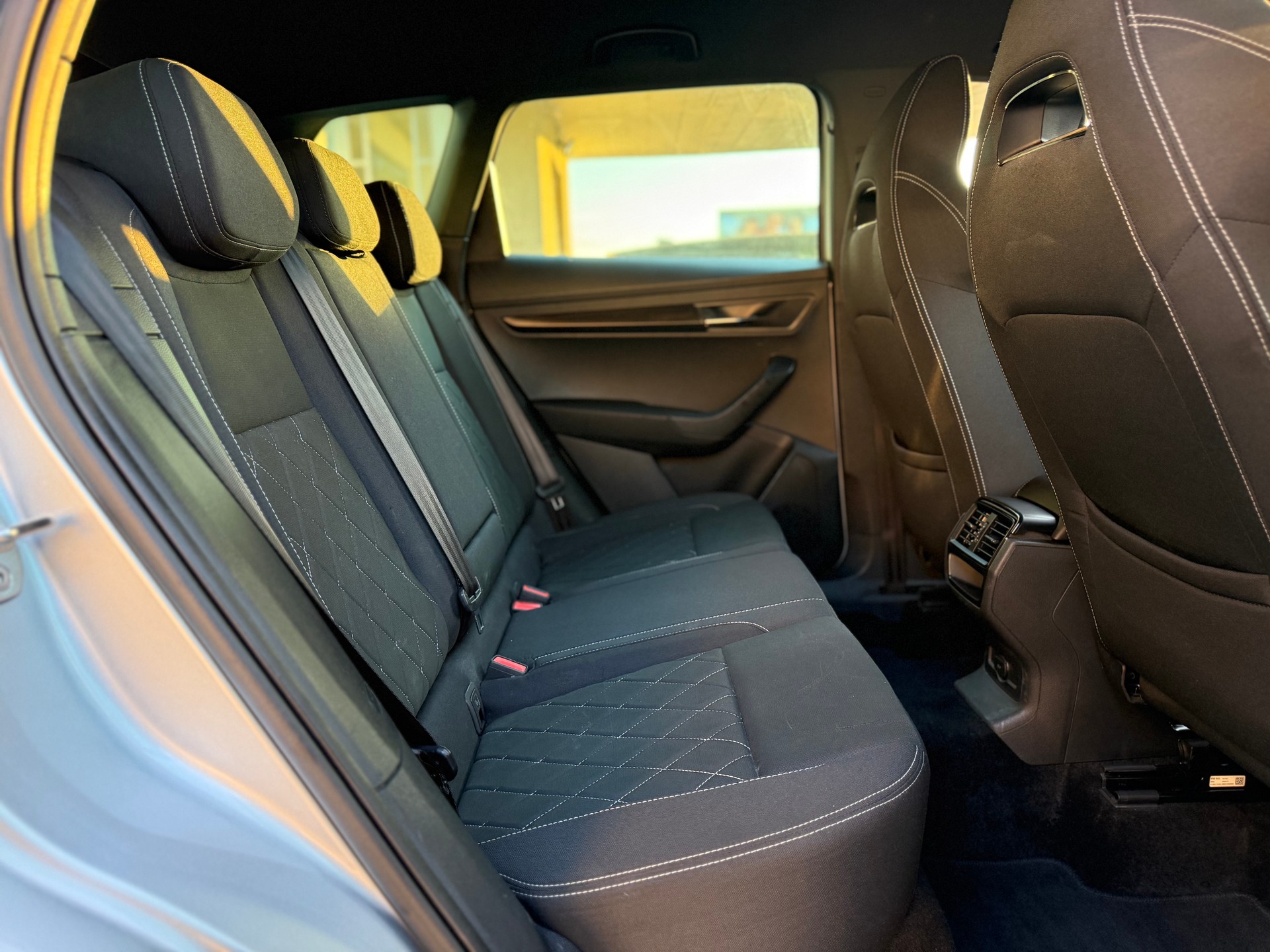 SKODA Karoq 2.0 TSI SportLine 4x4 DSG-image-13