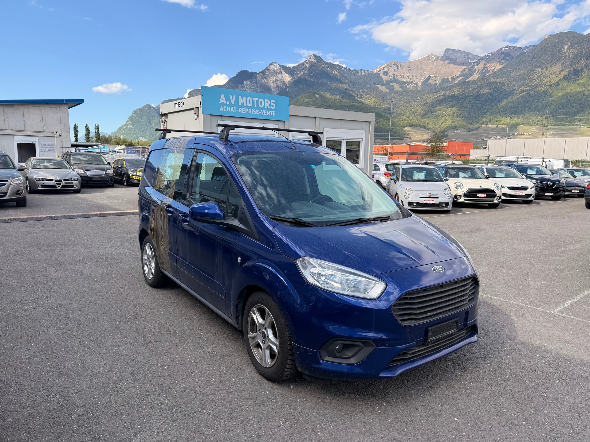 FORD Transit Courier Van 1.0 EcoBoost Ambiente-image-2
