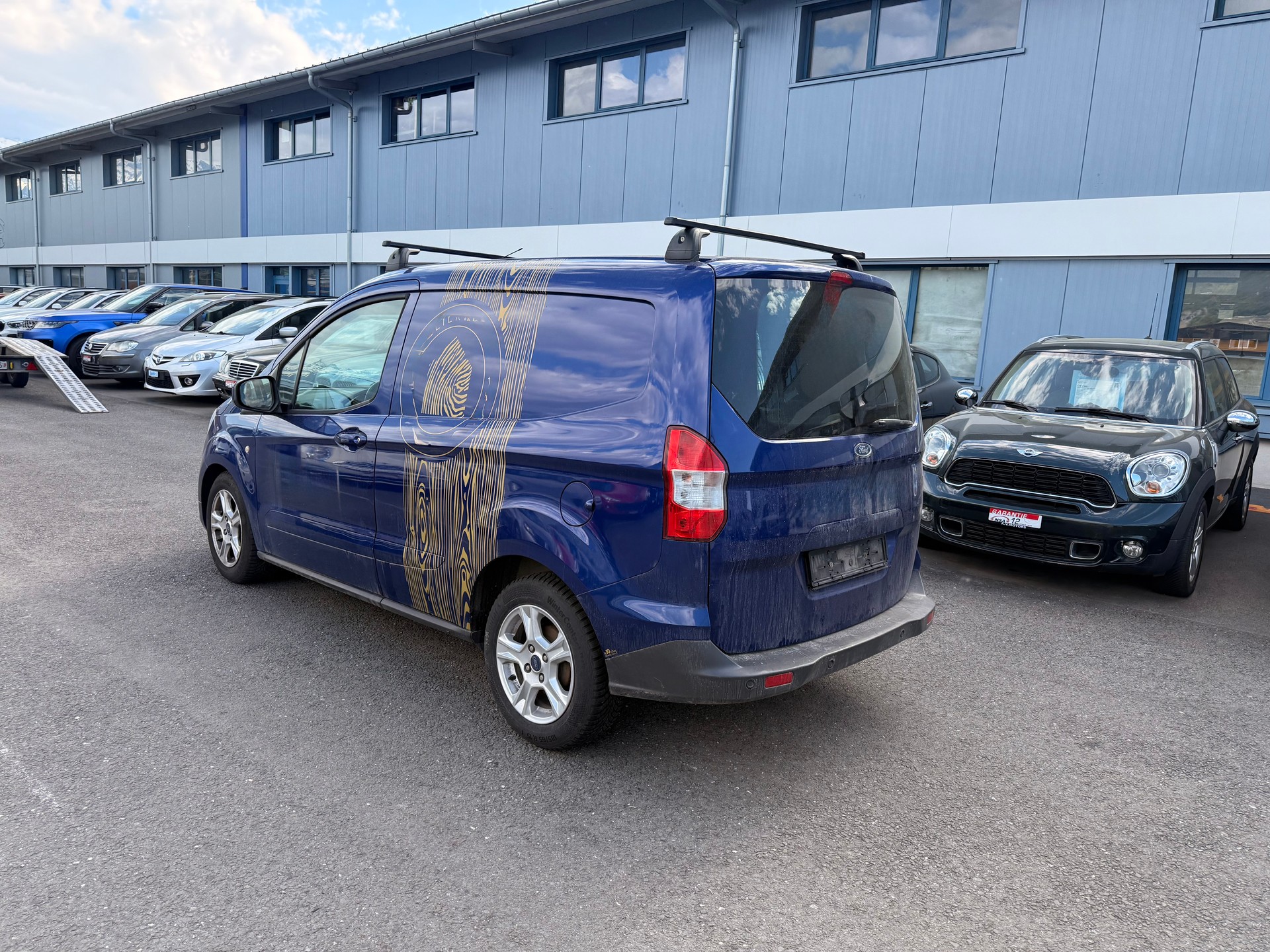 FORD Transit Courier Van 1.0 EcoBoost Ambiente-image-5