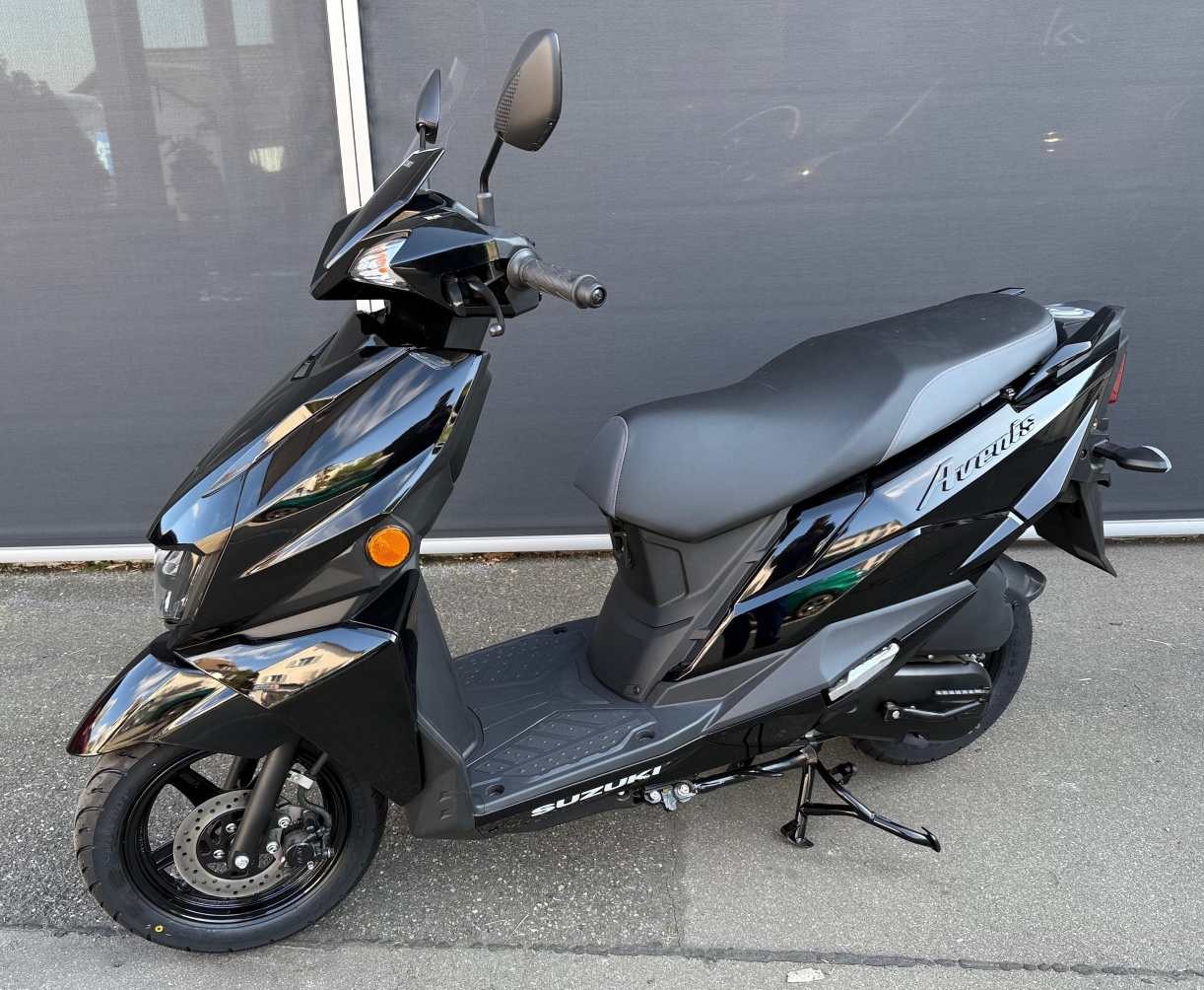 SUZUKI Avenis 125