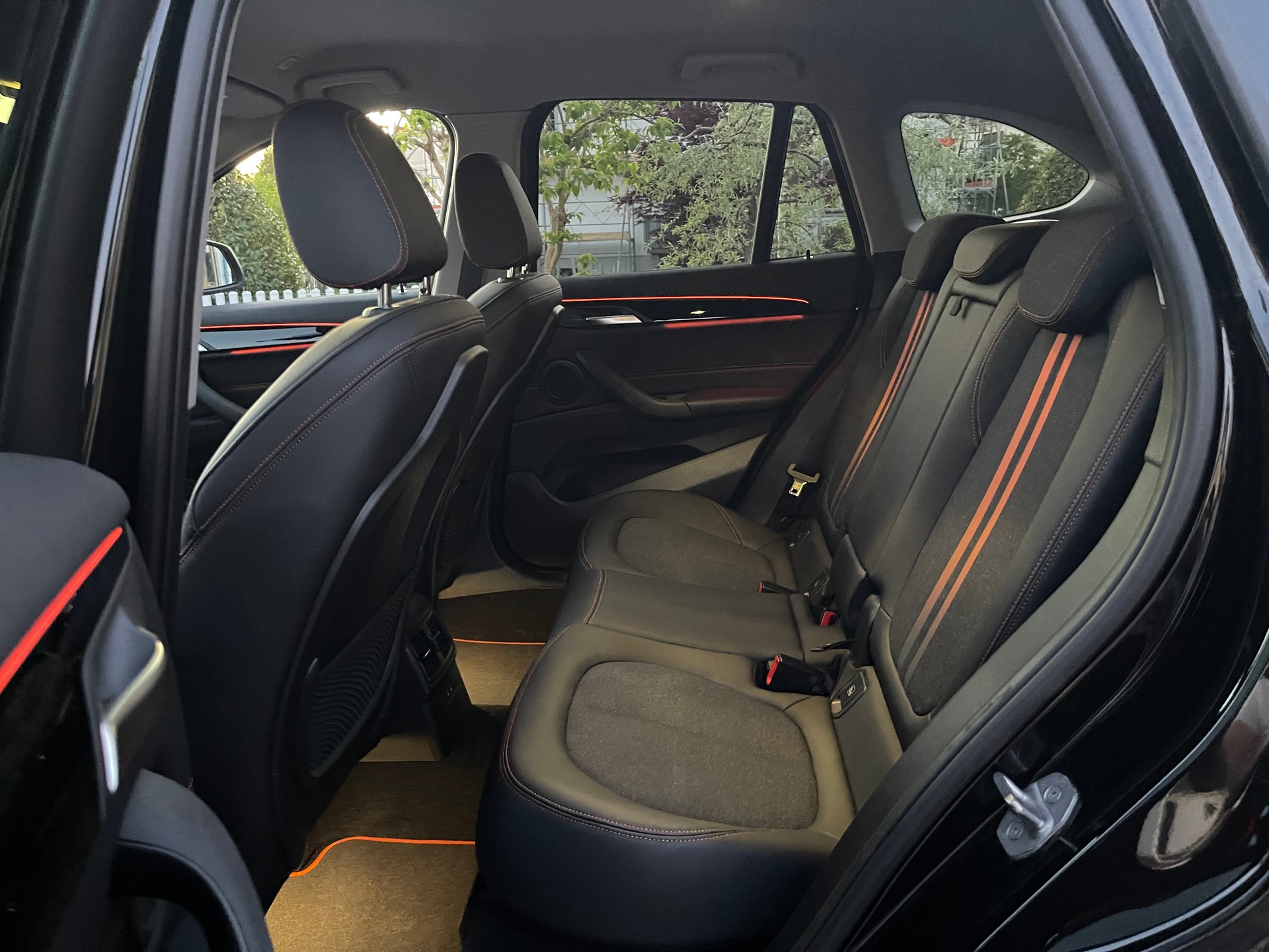 BMW X1 xDrive 18d Sport Line Fleet Edition Steptronic-image-10