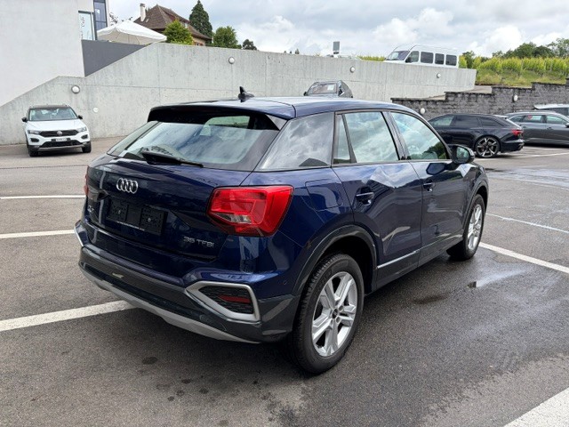 AUDI Q2 1.5 35 TFSI Advanced-image-3