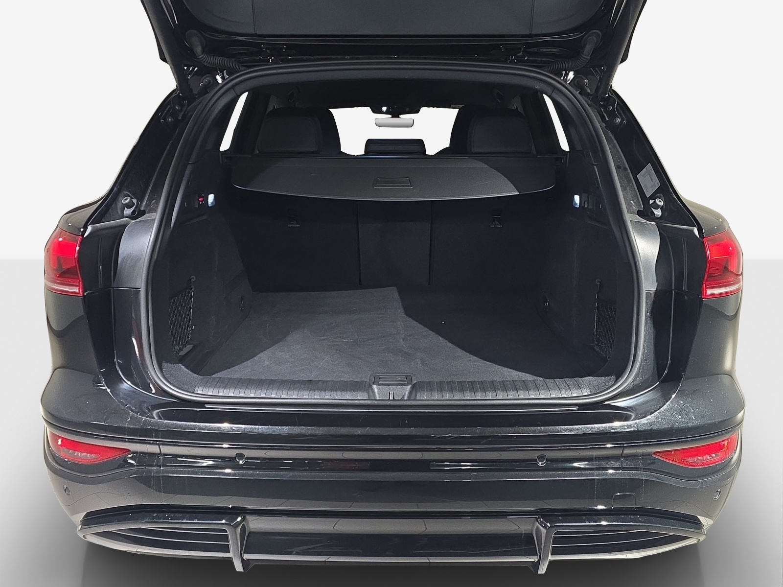 AUDI Q6 e-tron quattro-image-13
