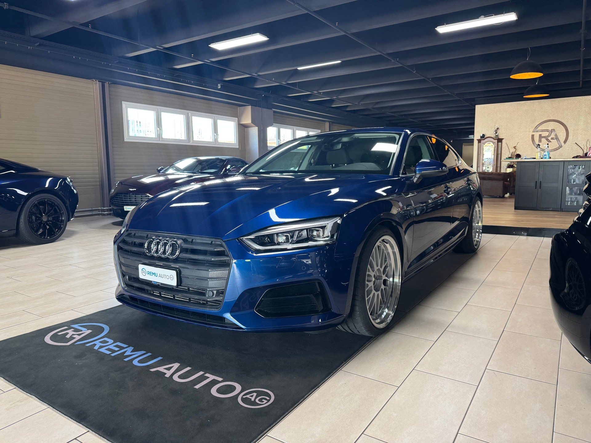 AUDI A5 Sportback 2.0 TFSI Sport S-tronic-image-3