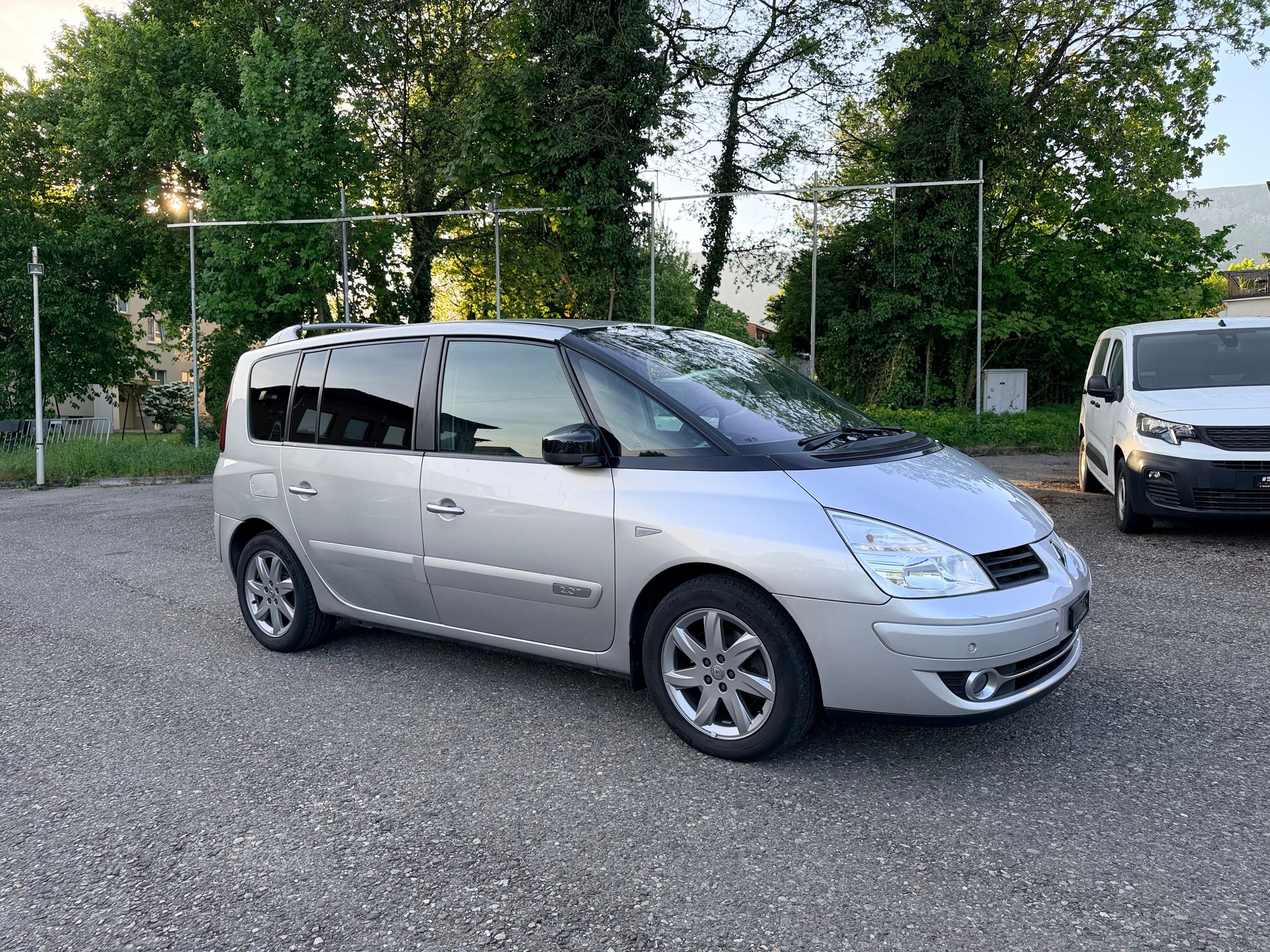 RENAULT Grand Espace 2.0 Turbo Dynamique-image-3
