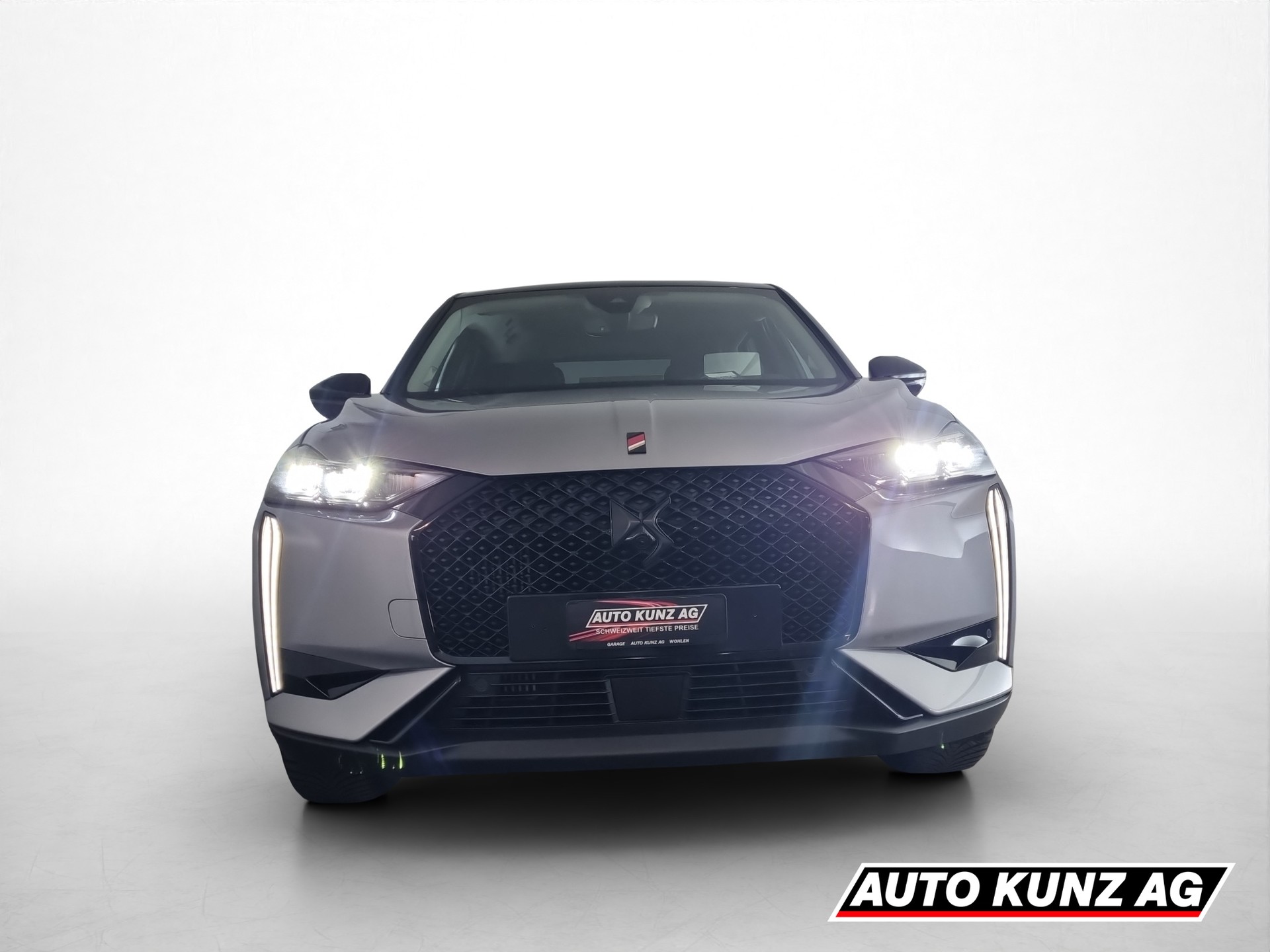 DS AUTOMOBILES DS3 Performance Line 1.2-showroom-element-1