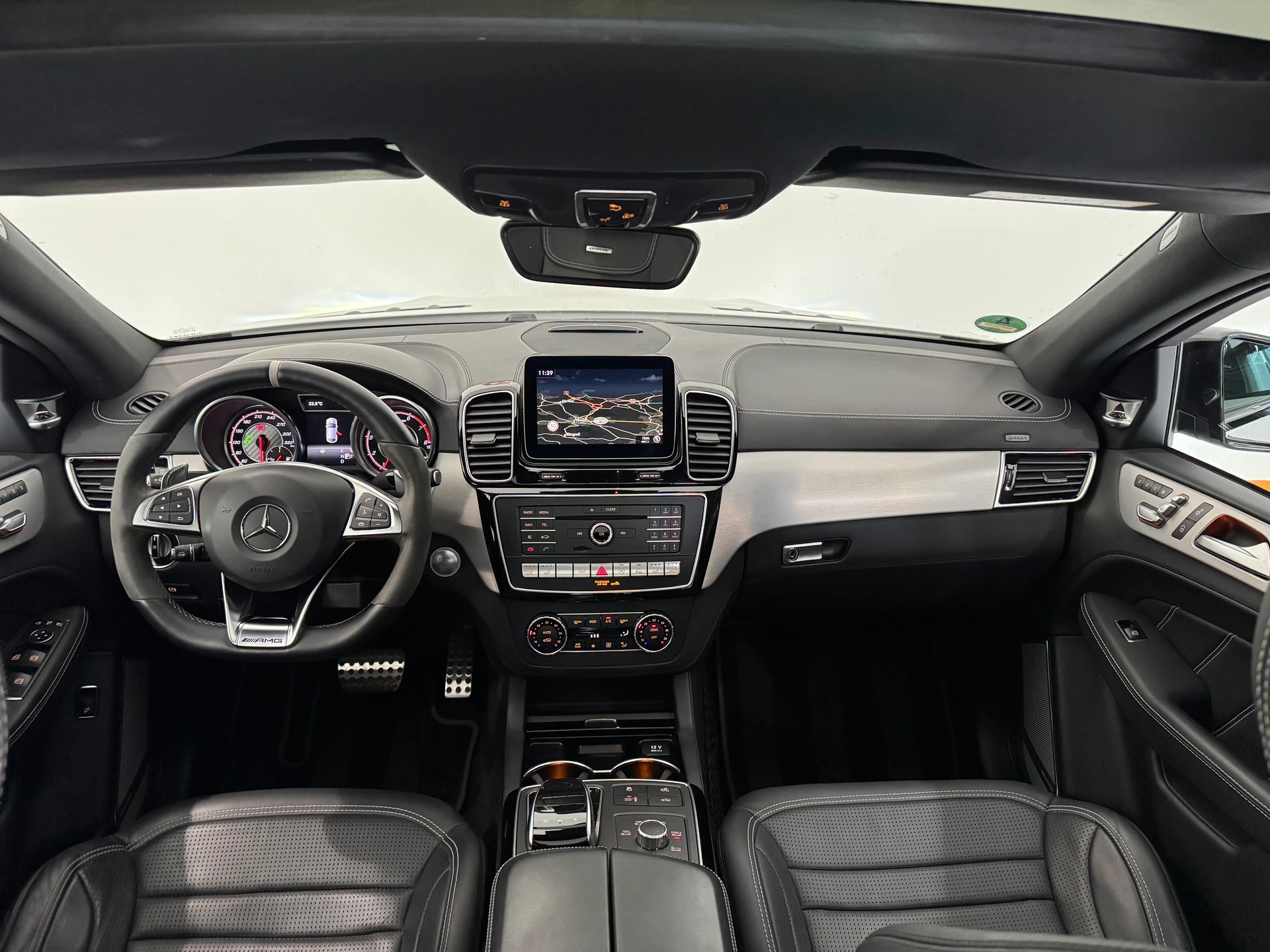 MERCEDES-BENZ GLE Coupé 63 S AMG 4Matic Speedshift-image-10