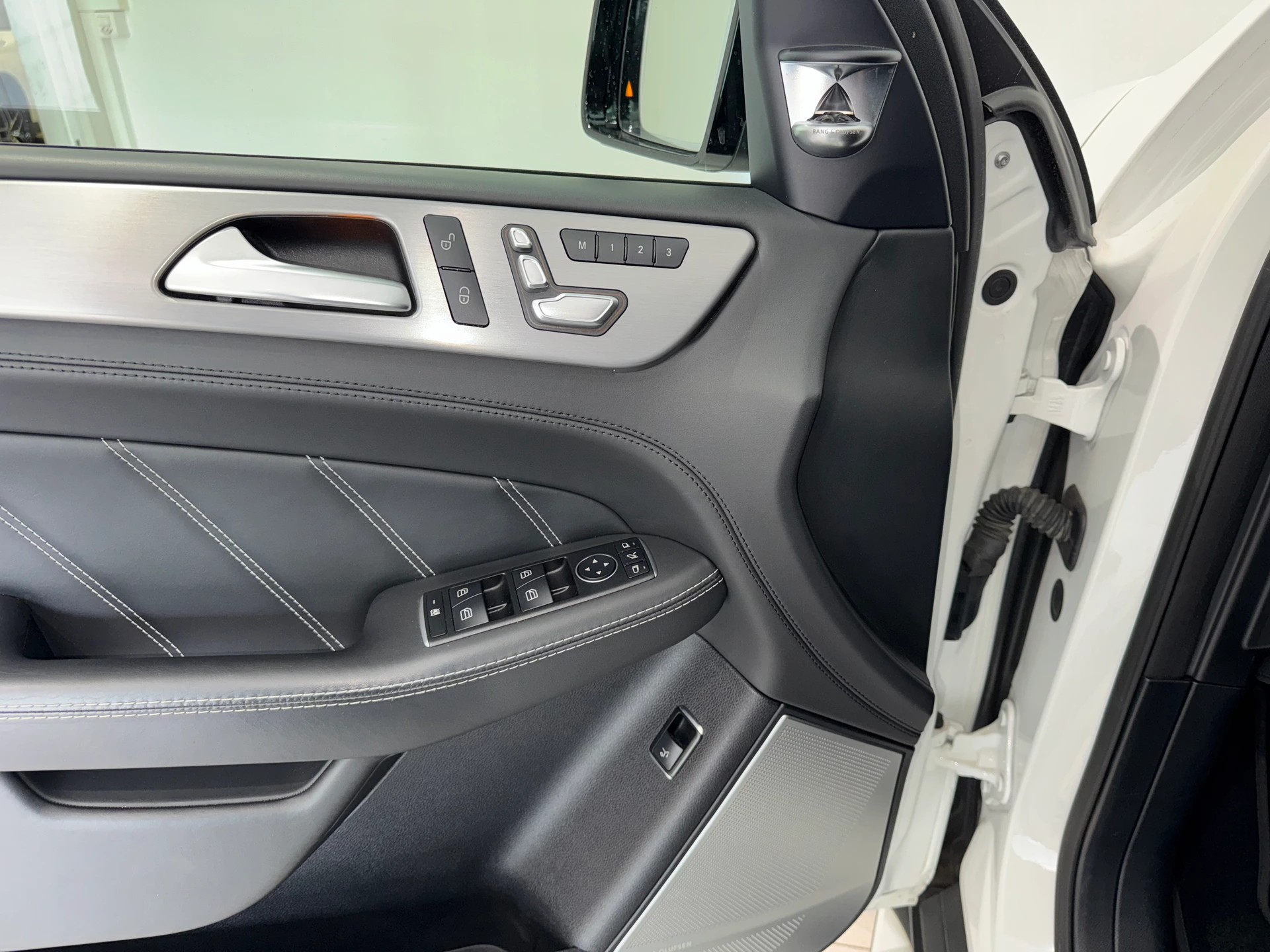 MERCEDES-BENZ GLE Coupé 63 S AMG 4Matic Speedshift-image-13