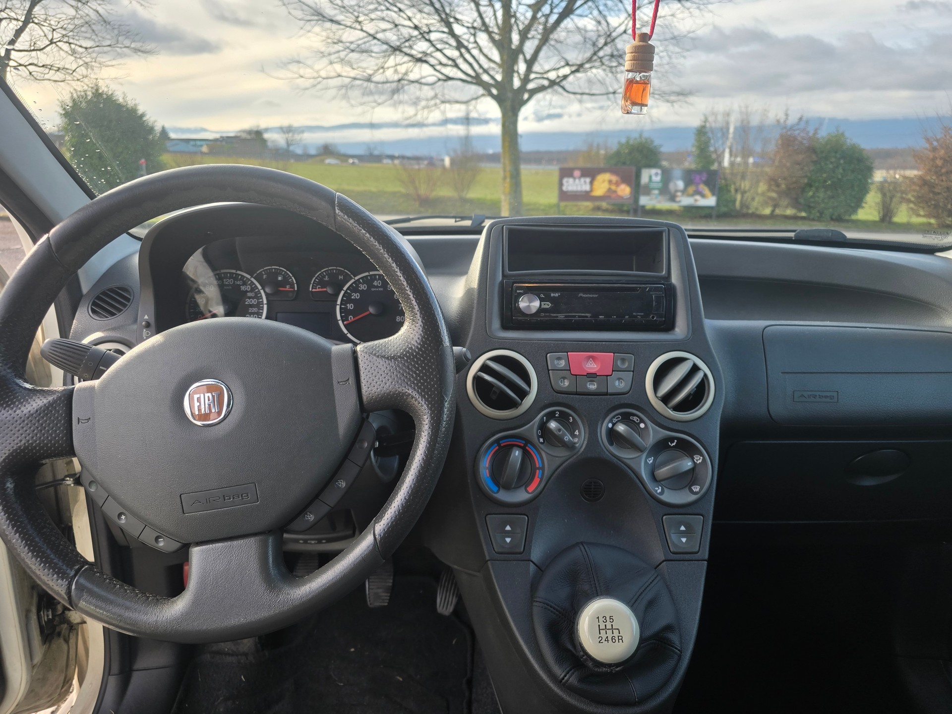 FIAT Panda 1.4 100HP-image-11