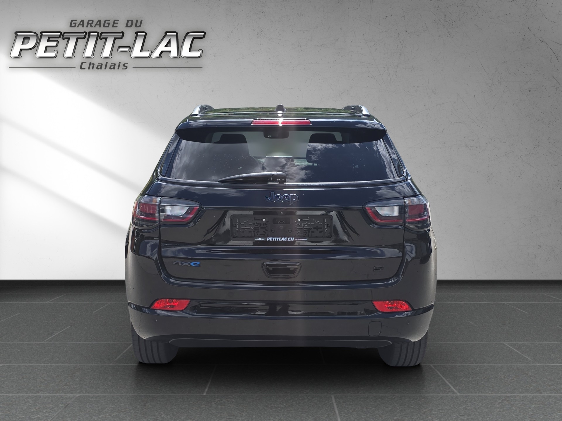JEEP Compass 1.3 T PHEV S AWD-image-4