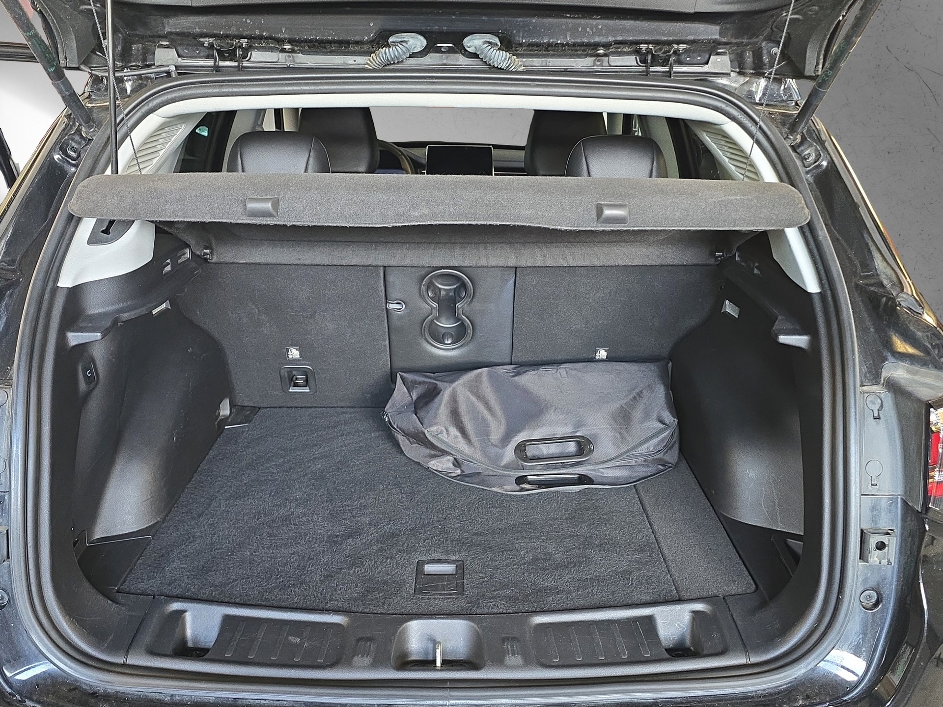JEEP Compass 1.3 T PHEV S AWD-image-8
