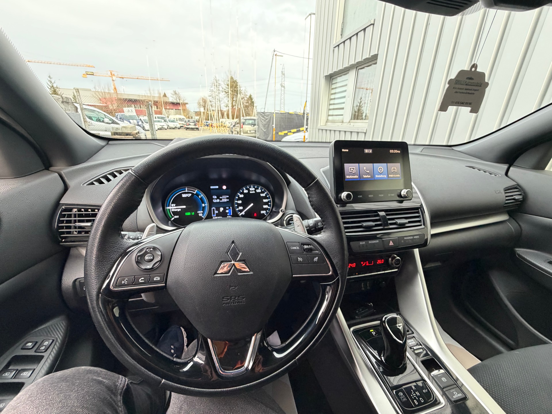 MITSUBISHI Eclipse Cross 2.4 PHEV Invite 4WD-image-11