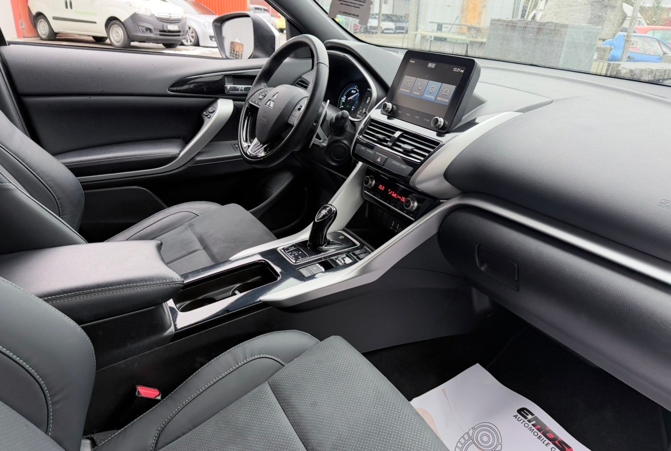 MITSUBISHI Eclipse Cross 2.4 PHEV Invite 4WD-image-9