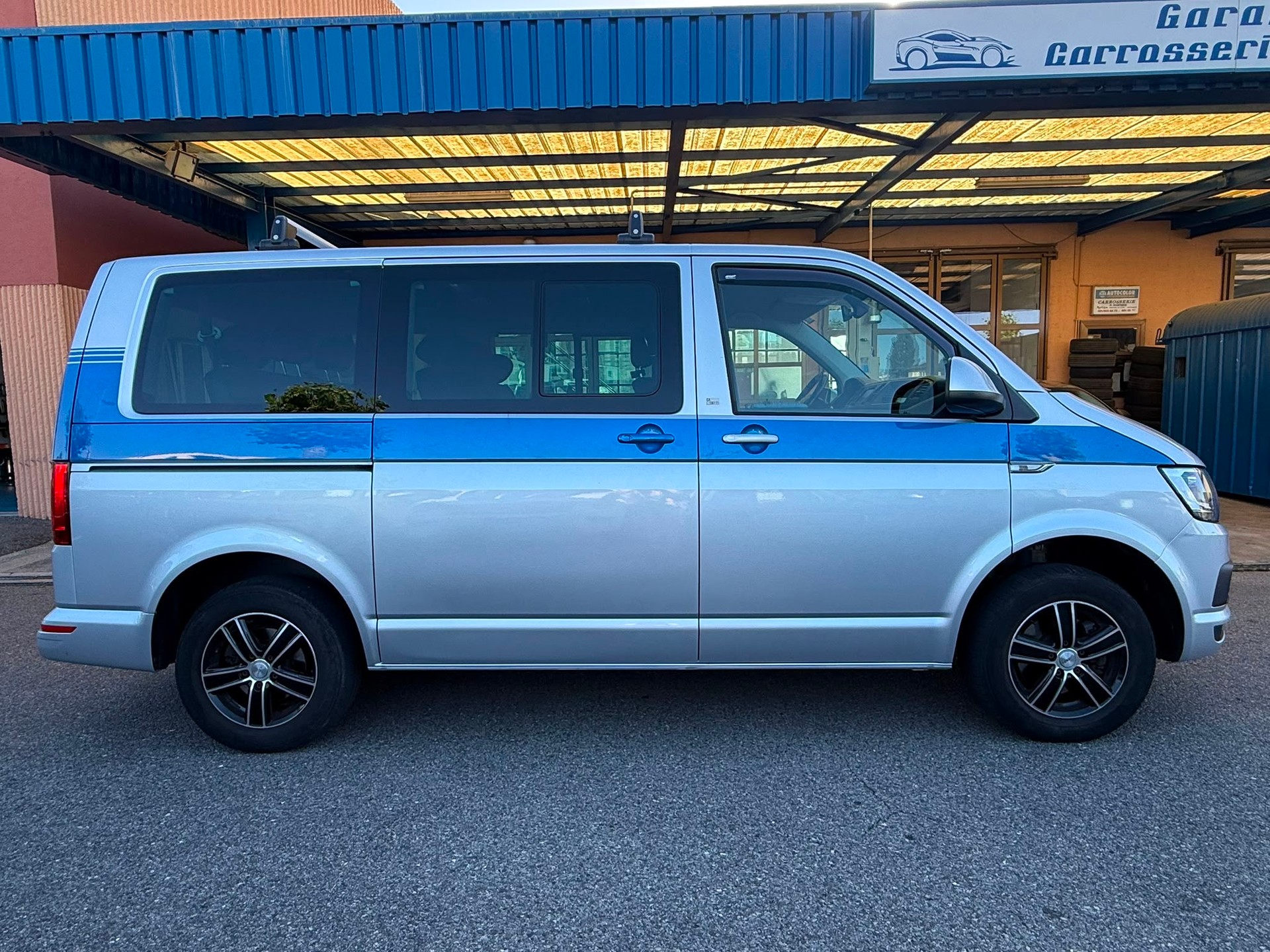 VW T6 Caravelle 2.0 TDI Comfortline 4Motion DSG-image-3