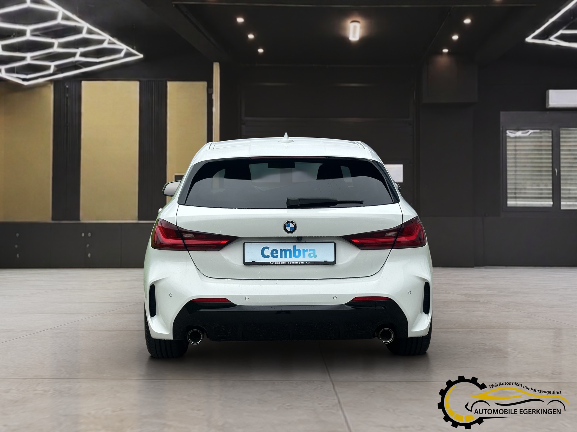 BMW 118d Pure M Sport-image-5