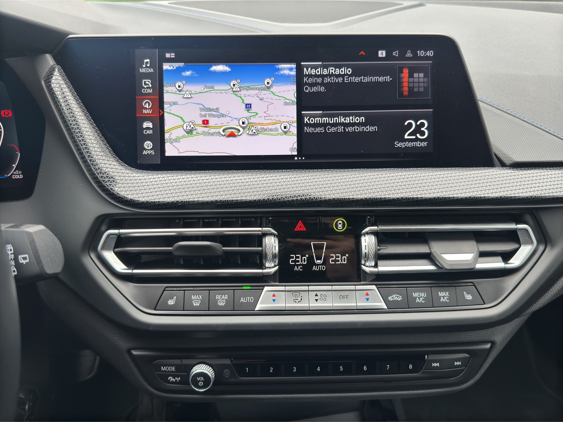 BMW 118d Pure M Sport-image-14