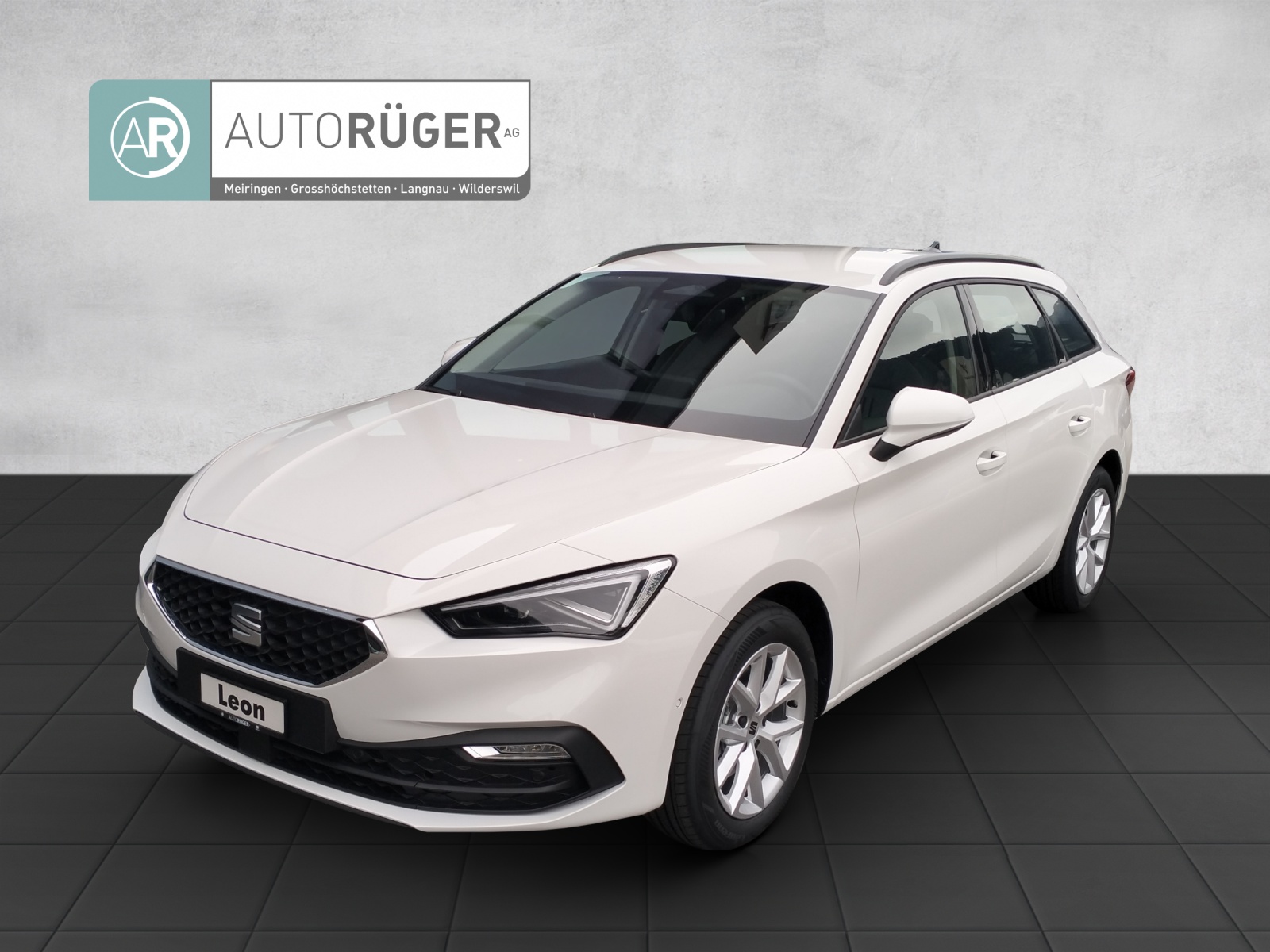 SEAT Leon ST 1.5 eTSI mHEV DSG Style-image-0