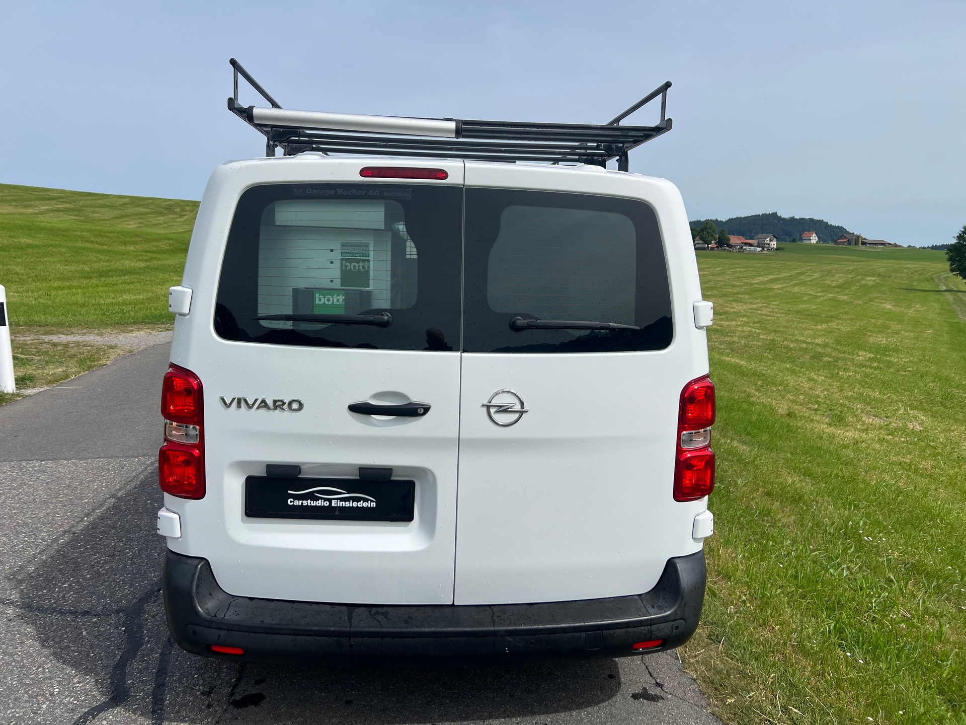 OPEL Vivaro Cargo 1.5 D Inkl. Innenausbau!-image-4