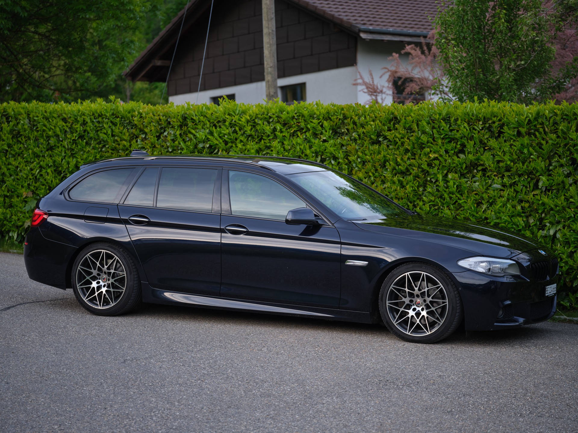 BMW 535d xDrive-image-0