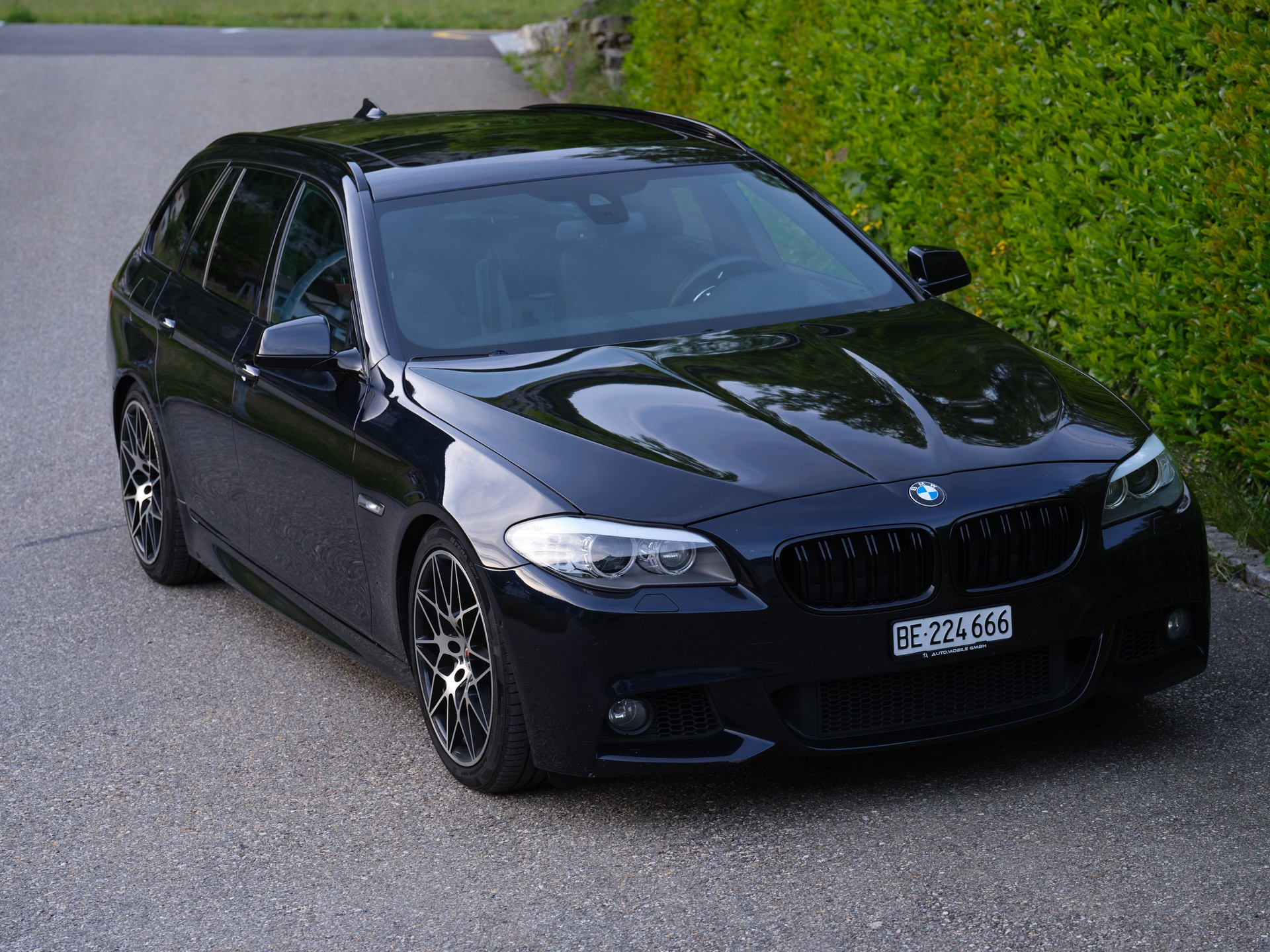 BMW 535d xDrive-image-16