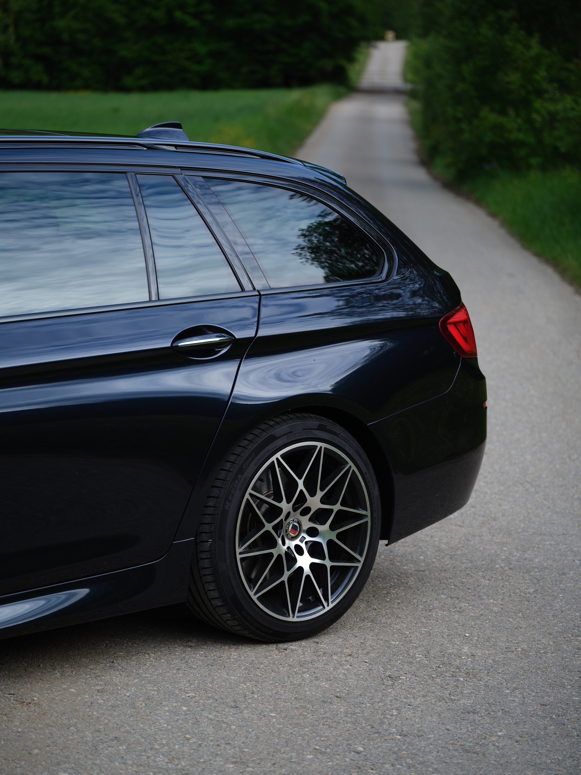BMW 535d xDrive-image-9