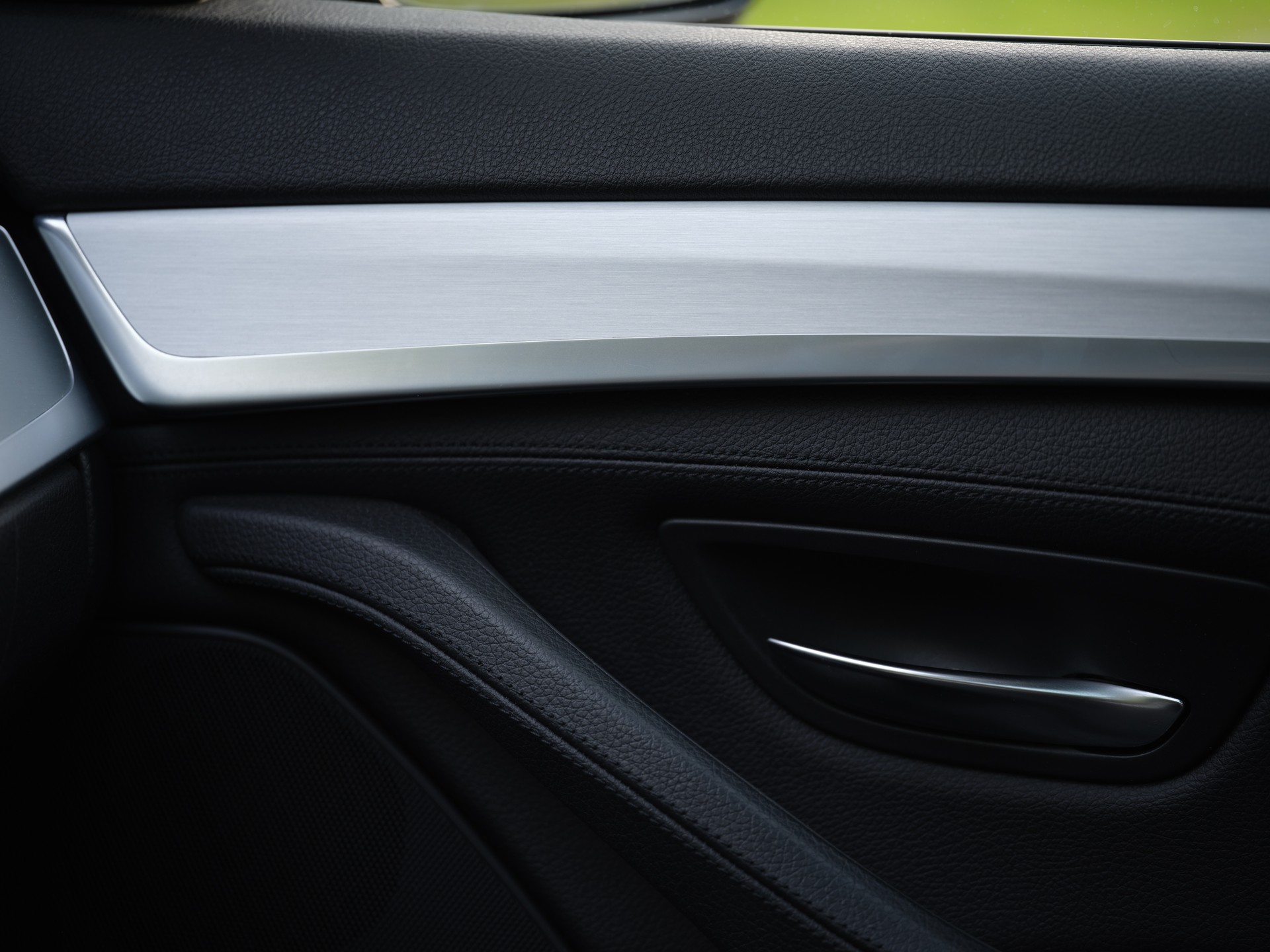 BMW 535d xDrive-image-19