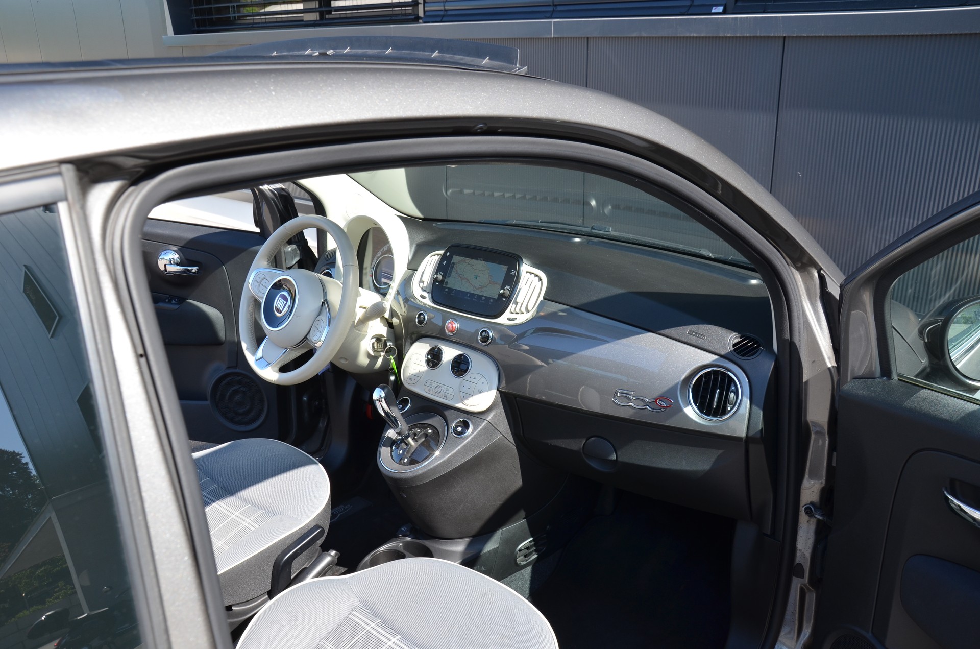 FIAT 1.2 Lounge Dualogic-image-13