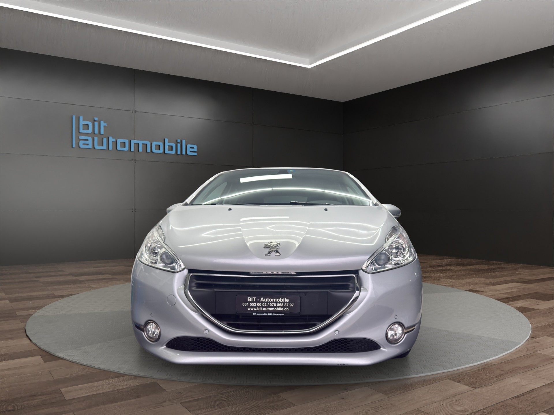 PEUGEOT 208 1.6 VTI Roland Garros Automatik-image-1