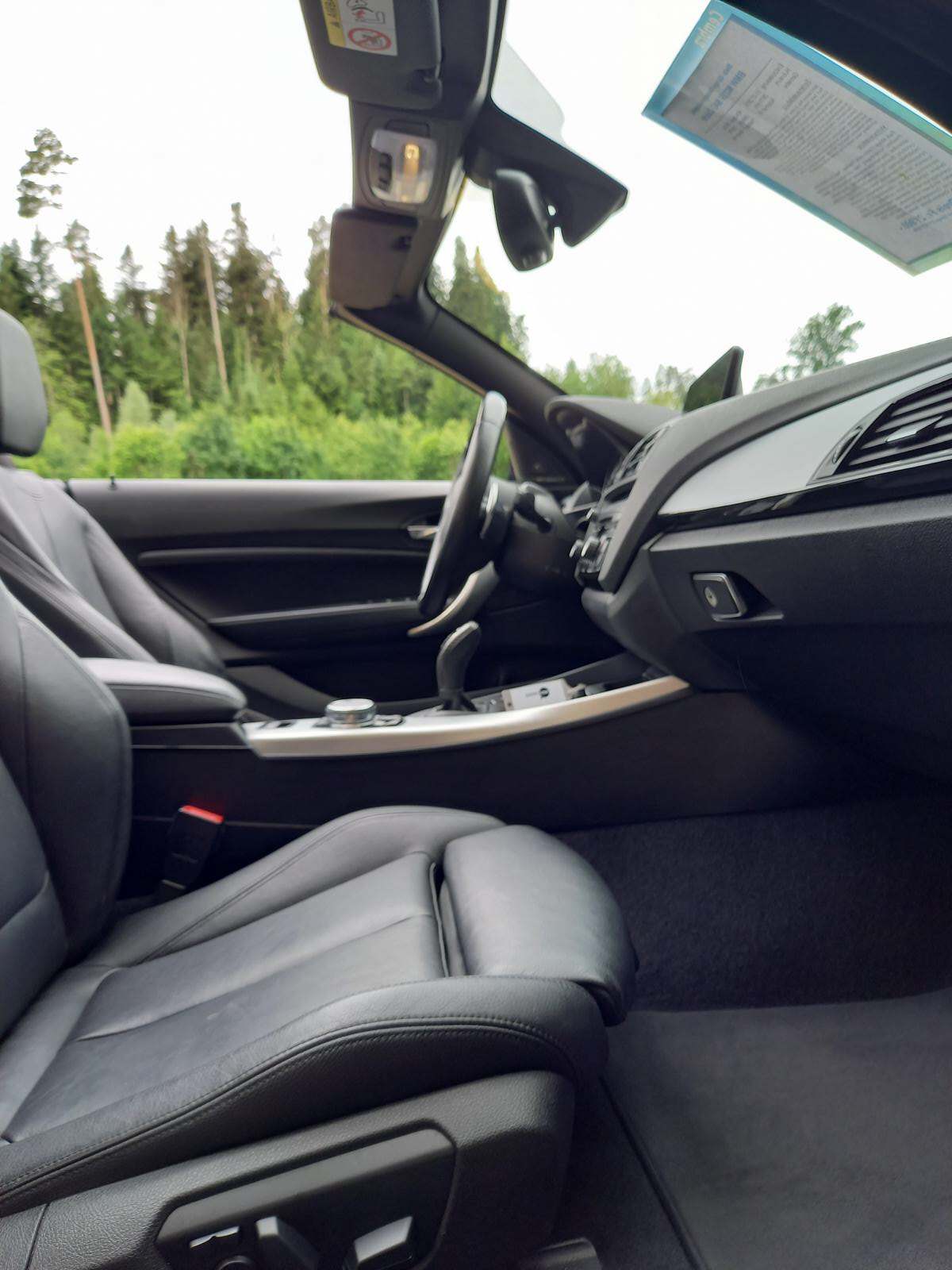 BMW M235i Steptronic-image-11