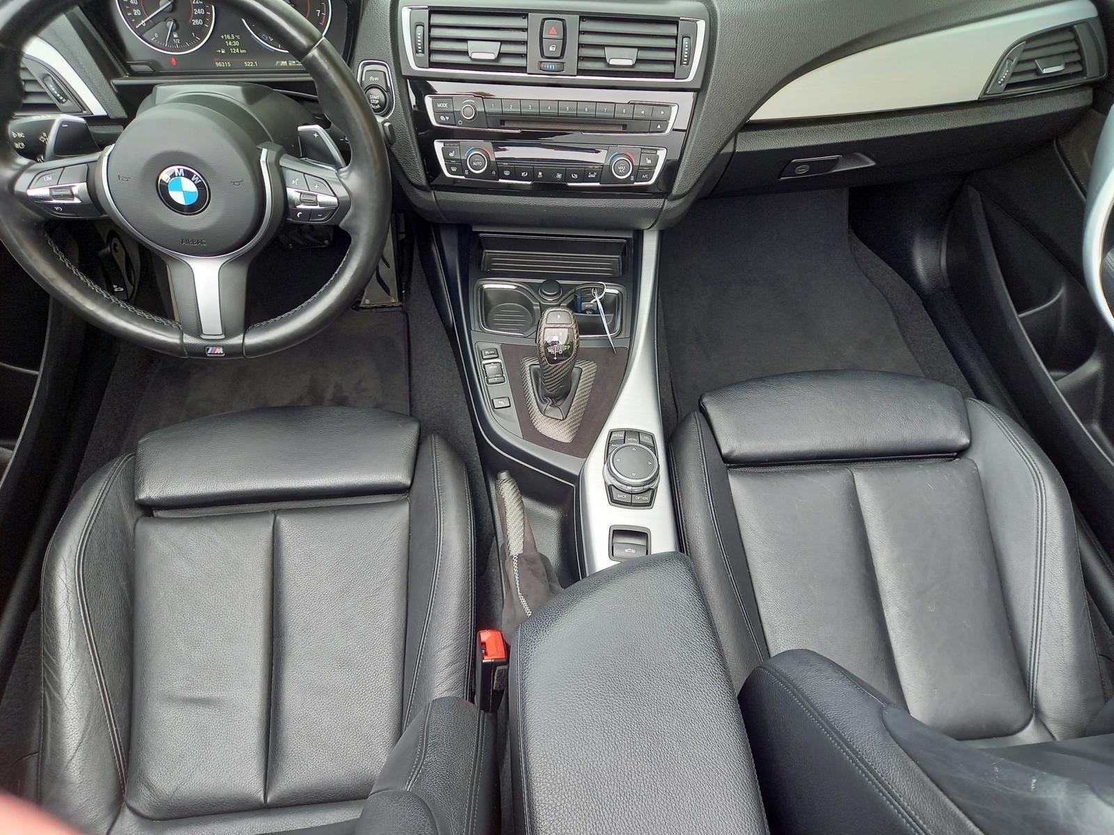 BMW M235i Steptronic-image-6