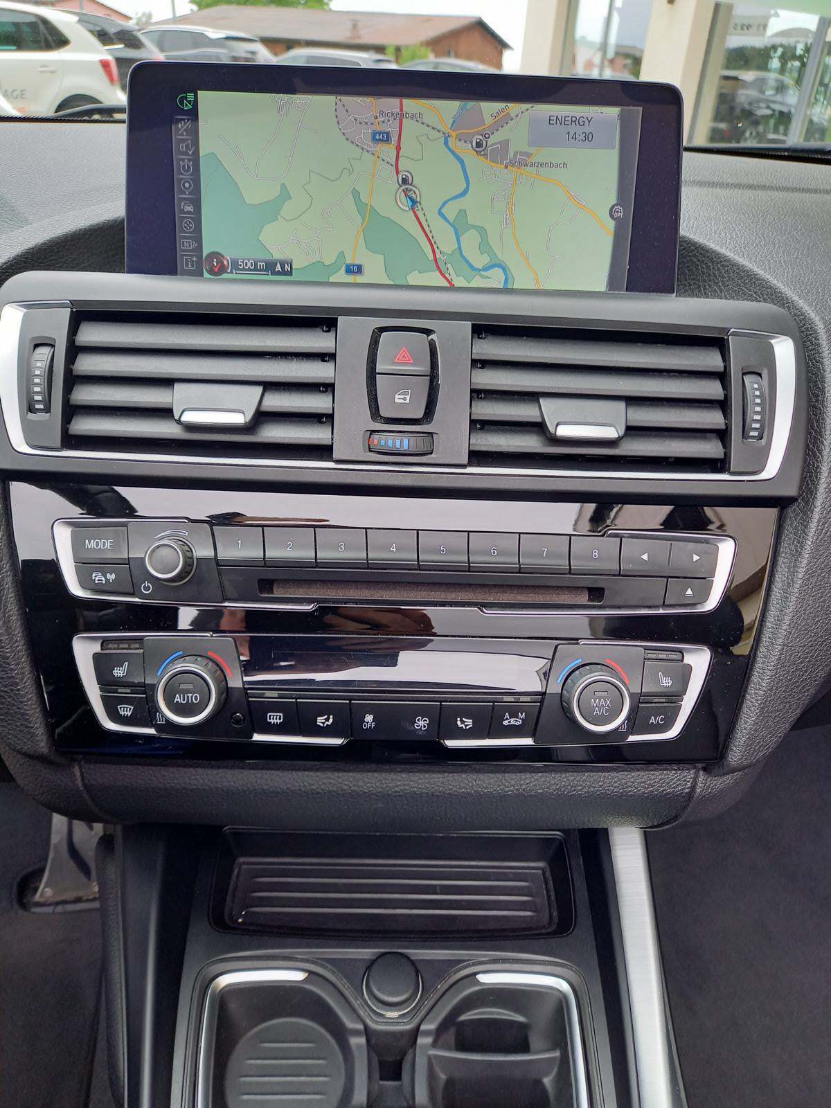 BMW M235i Steptronic-image-9