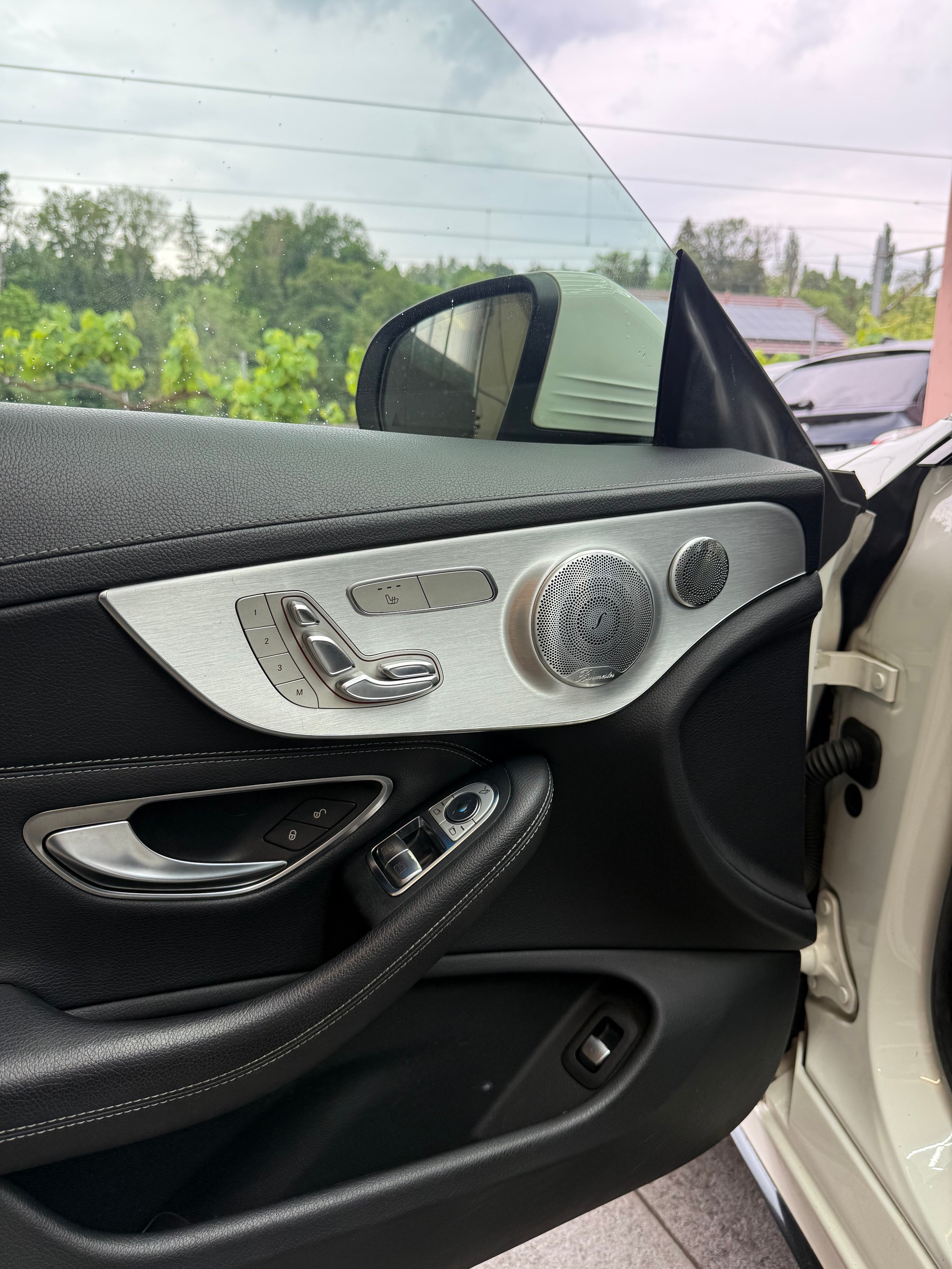 MERCEDES-BENZ C 300 AMG Line Coupé 7G-tronic-image-6